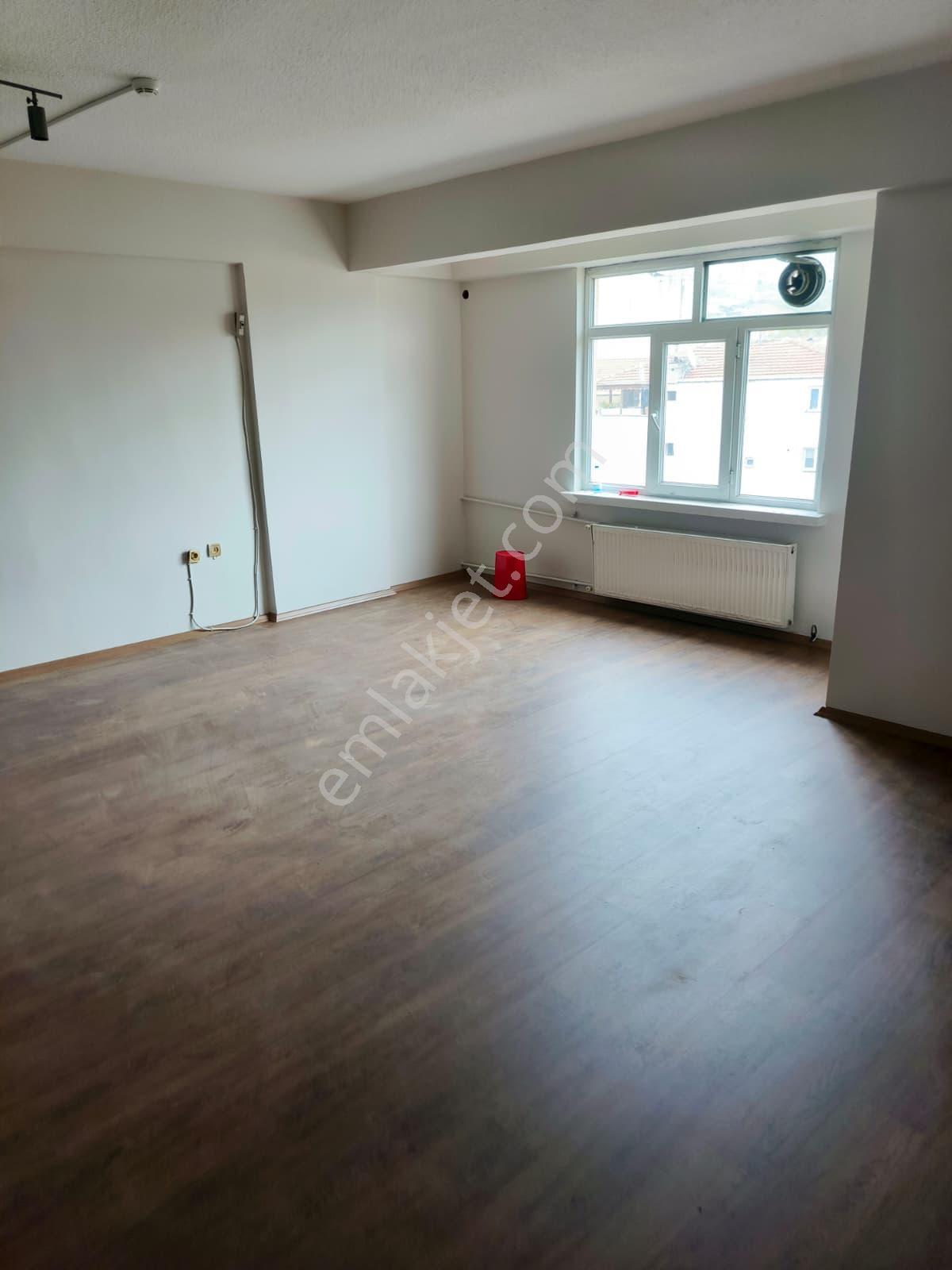 Sahibinden İzmit Fethiye Caddesinde Kiralık Ofis