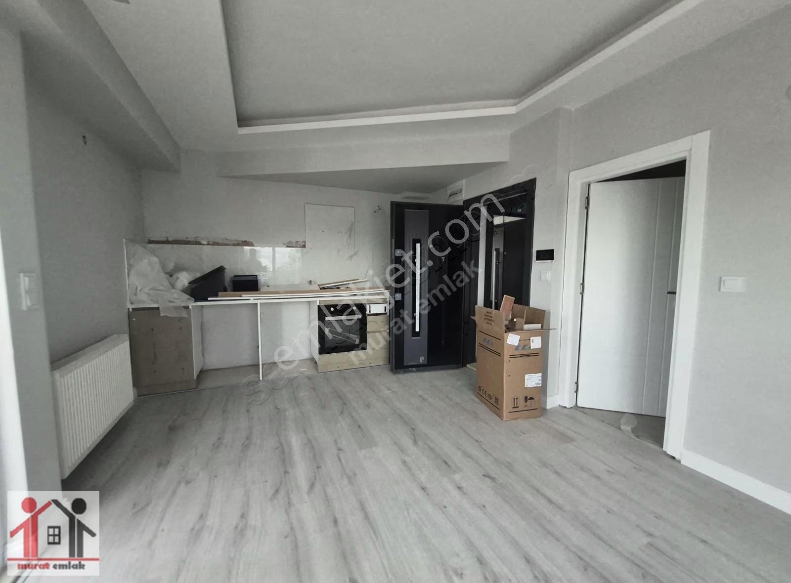 Devlet Hastanesi Ve Konyaaltı Cad.yakını Sıfır Binada 2+1