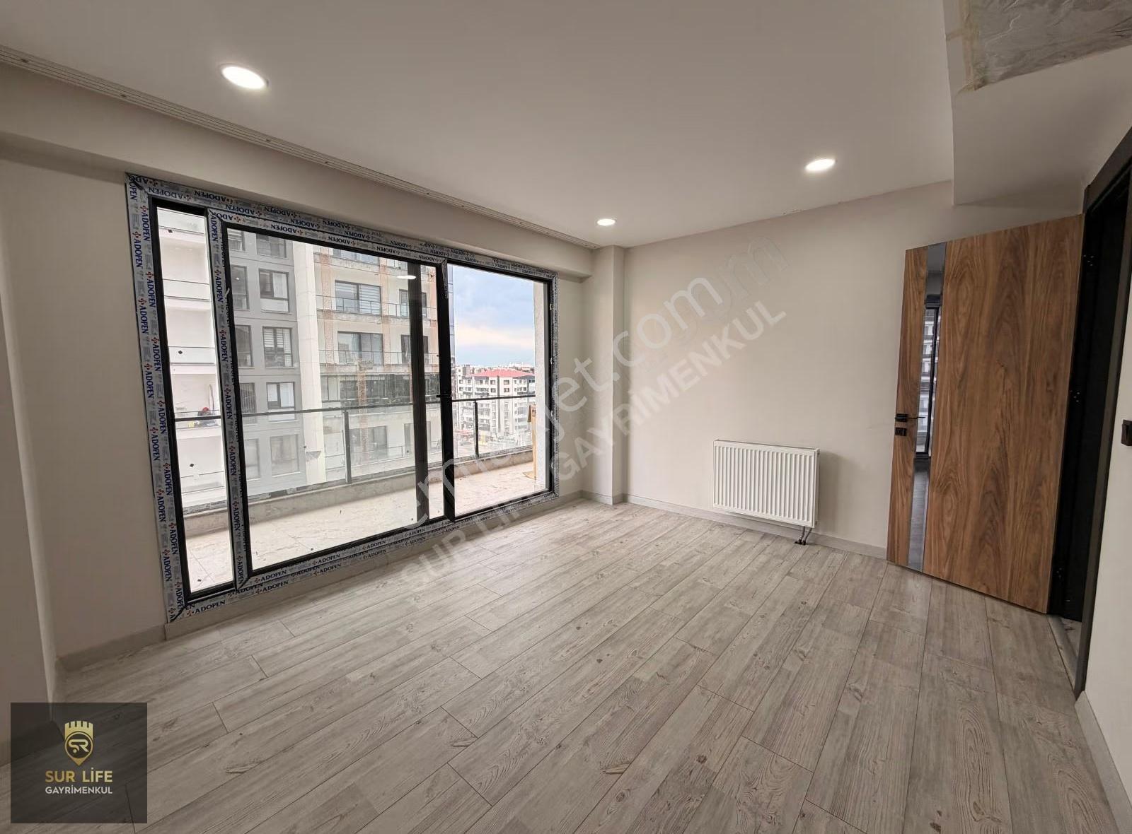 Bağcılar Kadın Doğum Arkası Çeysa Centropolde Satılık 2+1 Büro - Görsel 17