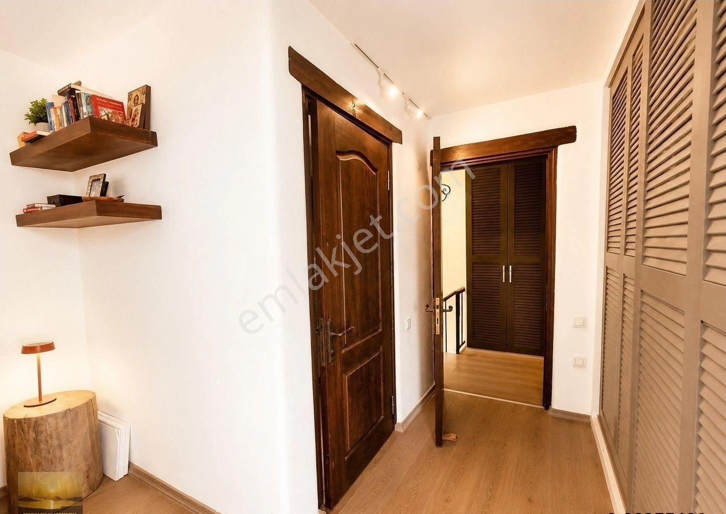 Bodrumda Satılık Villa Muhteşem Deniz Ve Günbatımı Manzaralı Ev - Görsel 11