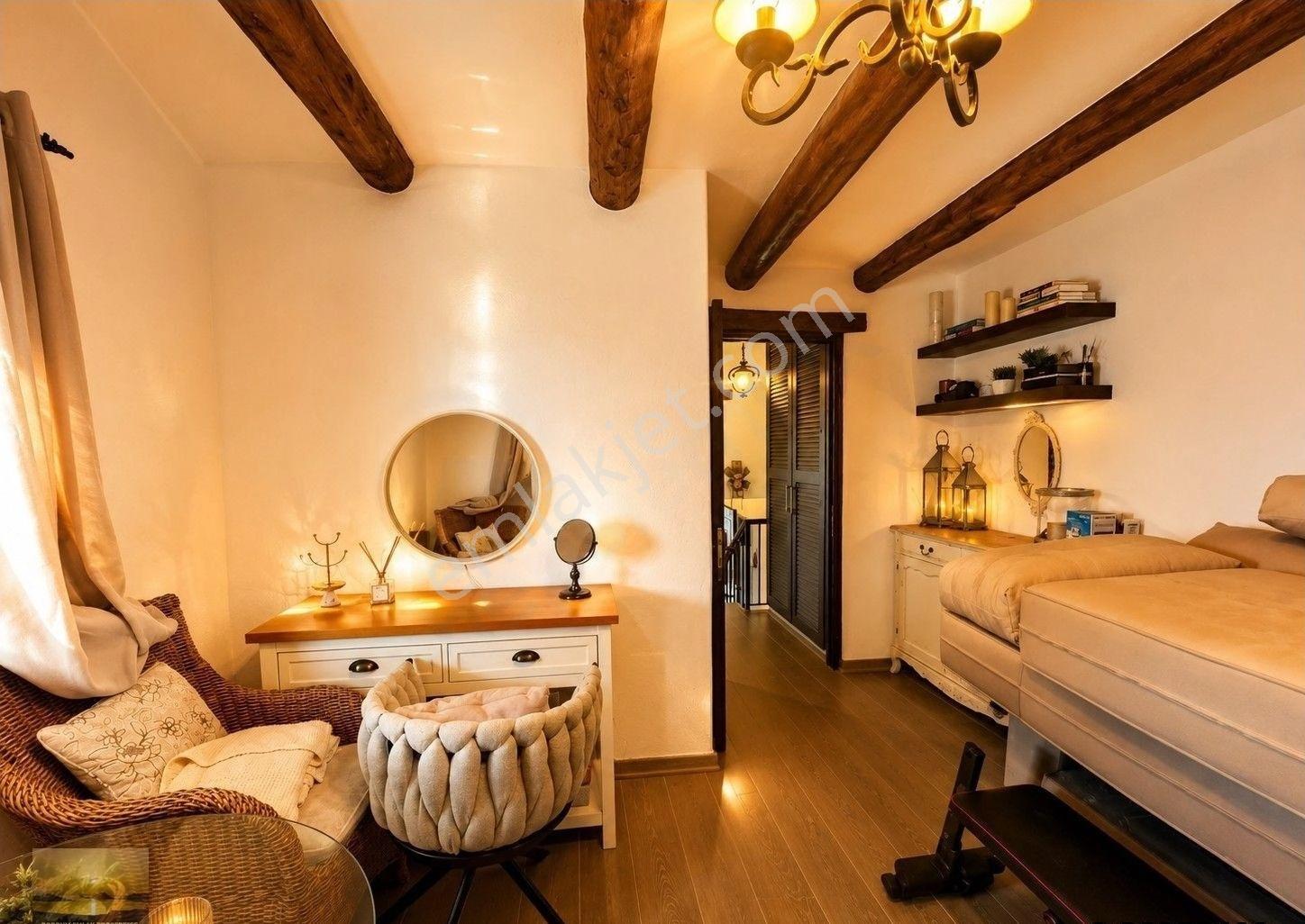 Bodrumda Satılık Villa Muhteşem Deniz Ve Günbatımı Manzaralı Ev - Görsel 33