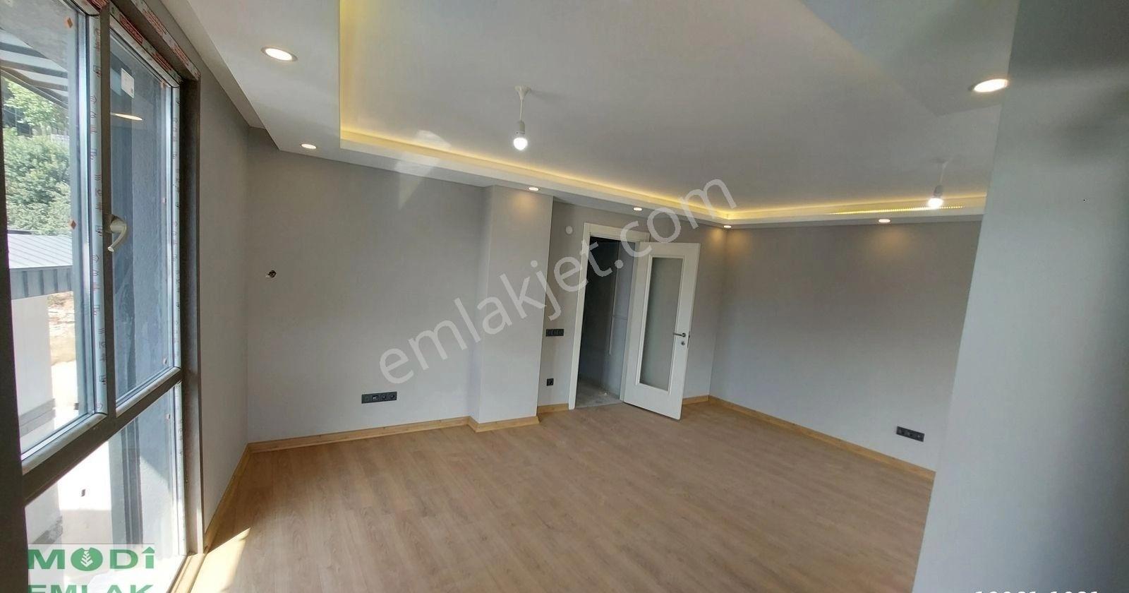 Burhaniye Asansörlü Kapalı Otoparklı Satılık 4+1 Sıfır Dubleks - Görsel 4