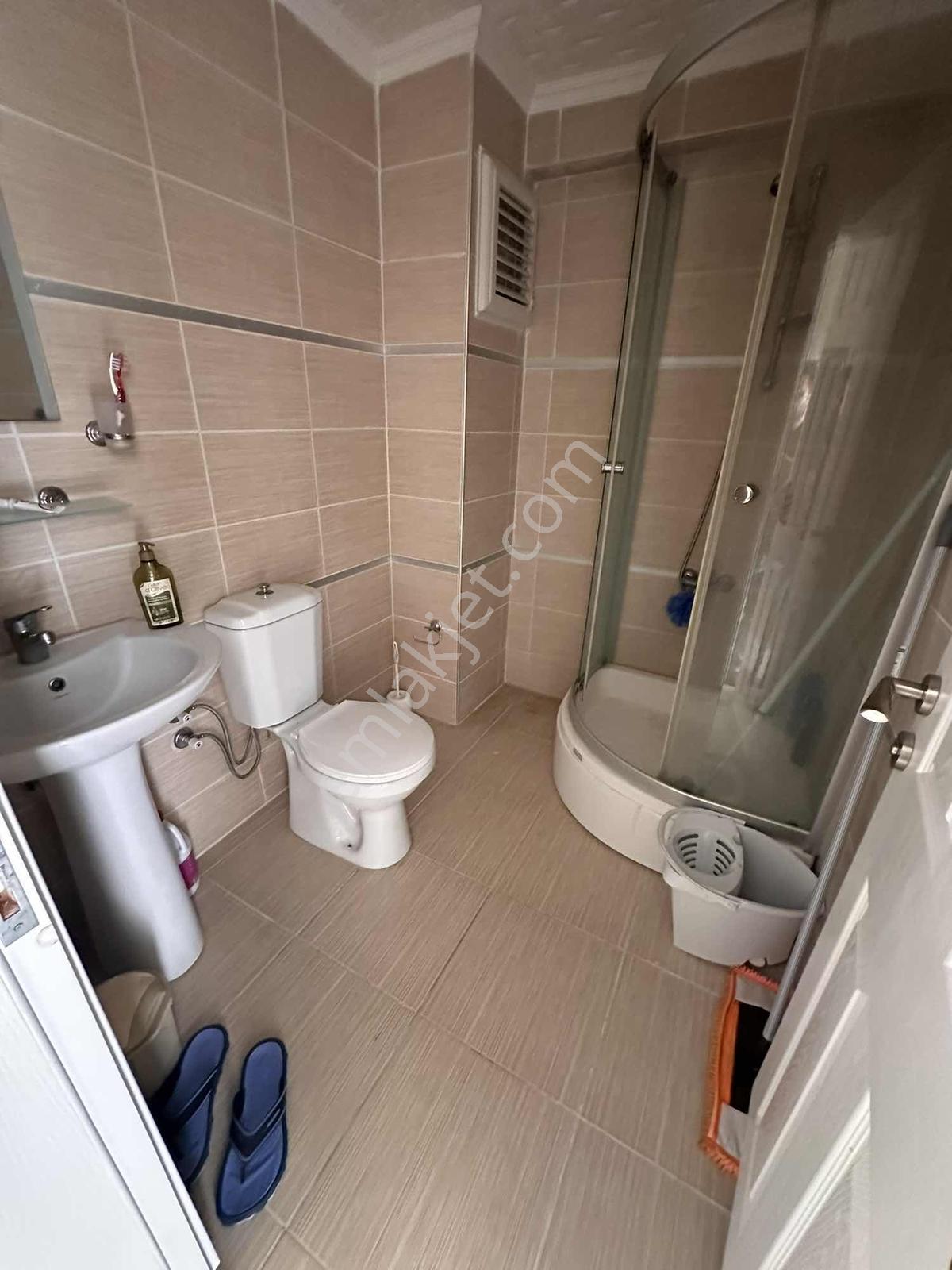 Havuzlu Sitede Deniz 250 Metre Mesafede Ful Eşyalı 2+1 Daire - Görsel 2