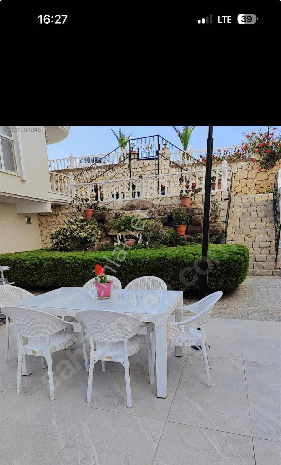Havuzlu Sitede Deniz 250 Metre Mesafede Ful Eşyalı 2+1 Daire - Görsel 14