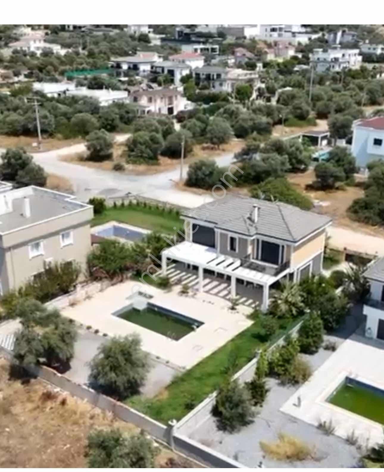 Didim Yeşiltepde Tam Müstakil Havuzlu Villa