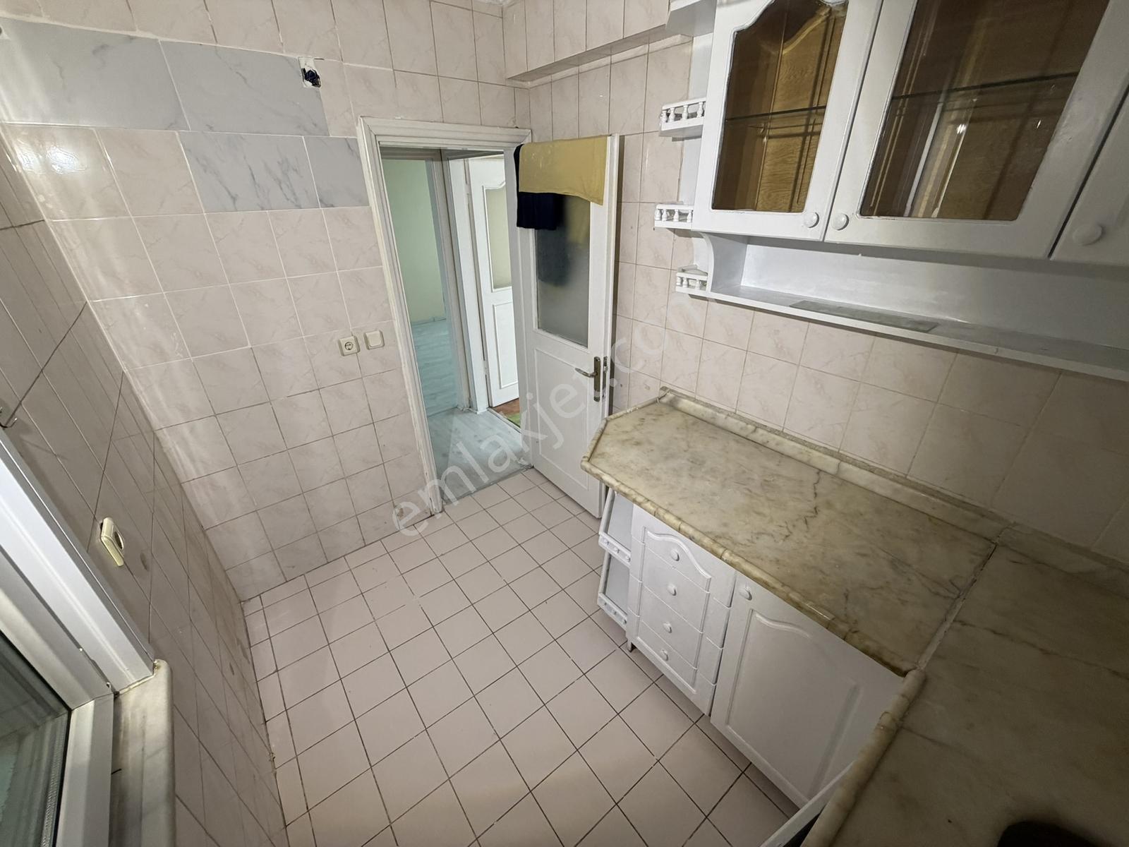 Şeref Emlak Bağlarbaşı Satılık Daire 3.850.000 Tl - Görsel 13