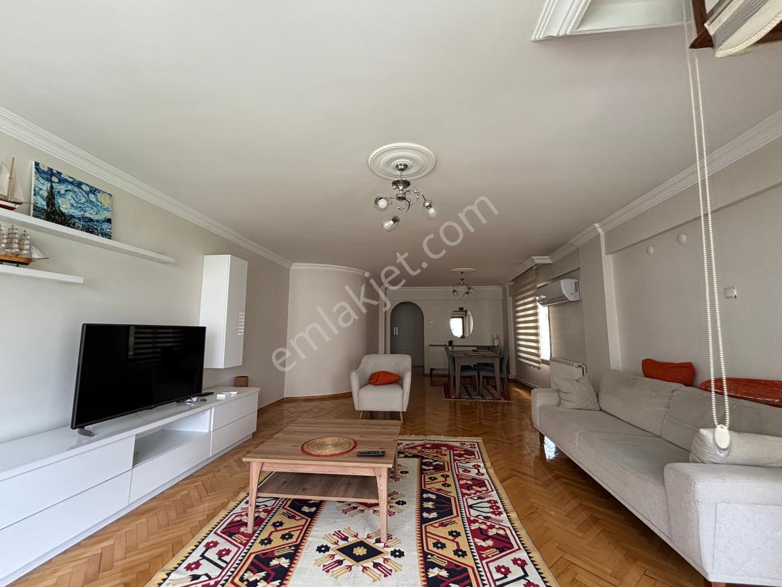 Alsancak Şair Eşref'te 3.kat 3+1 130m2 Masrafsız Eşyalı Kiralı Daire - Görsel 20