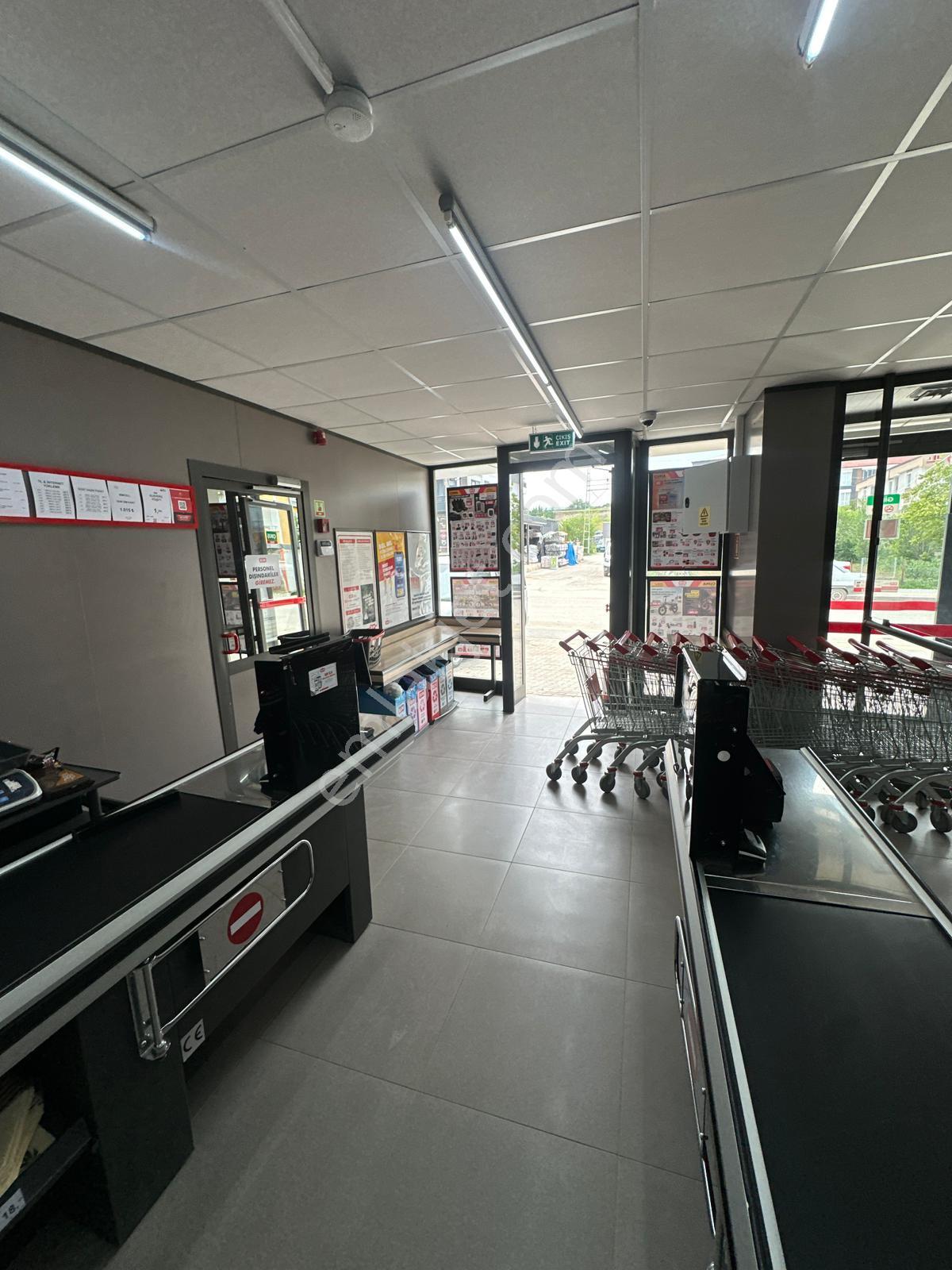 Vepaş'tan Ömer Halisdemir Caddesi Satılık Dükkân 190 M² + 90 M² - Görsel 15