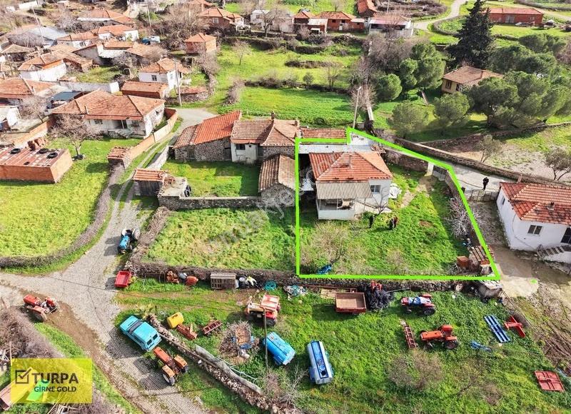 Bergama Gaylan'da 511 M2 Arsalı 2+1 Bakımlı Satılık Müstakil Ev - Görsel 6