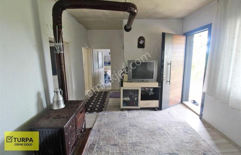 Bergama Gaylan'da 511 M2 Arsalı 2+1 Bakımlı Satılık Müstakil Ev - Görsel 4