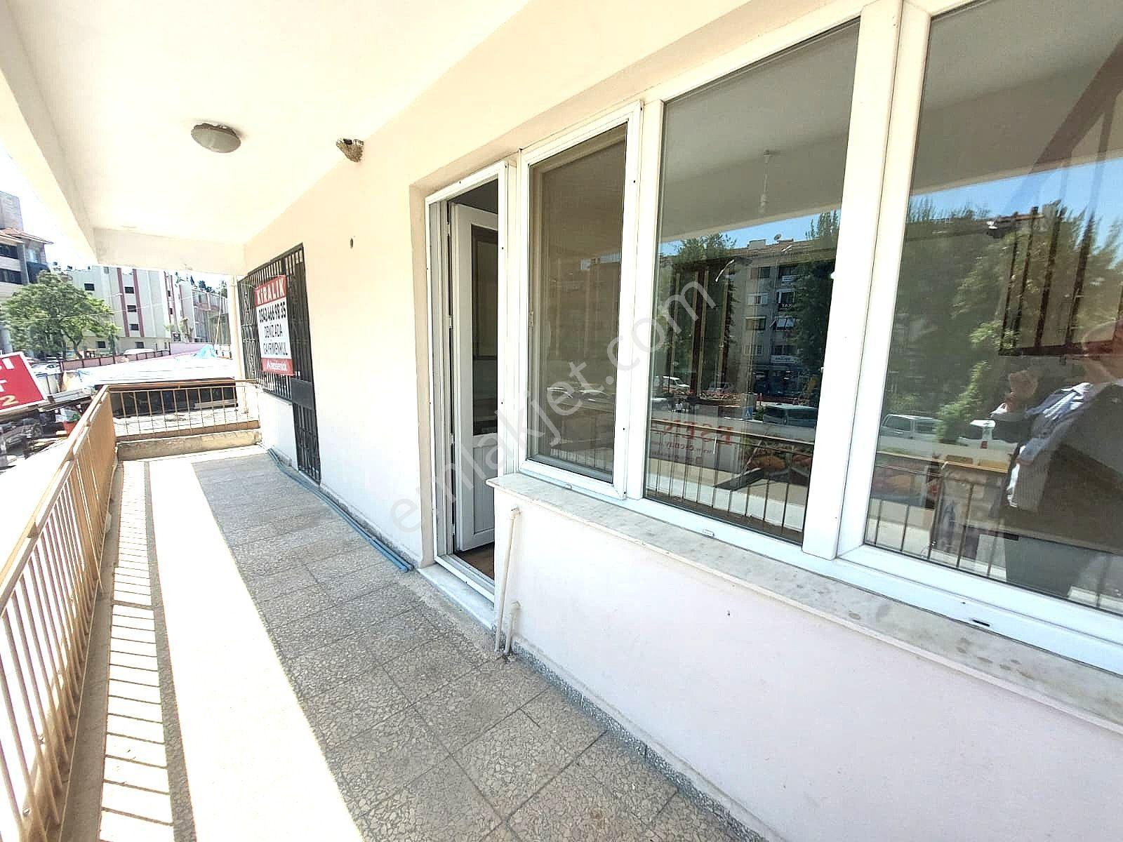Kuşadası Adliye Karşısı Ticari/mesken 3+1 Kiralık Daire - Görsel 20