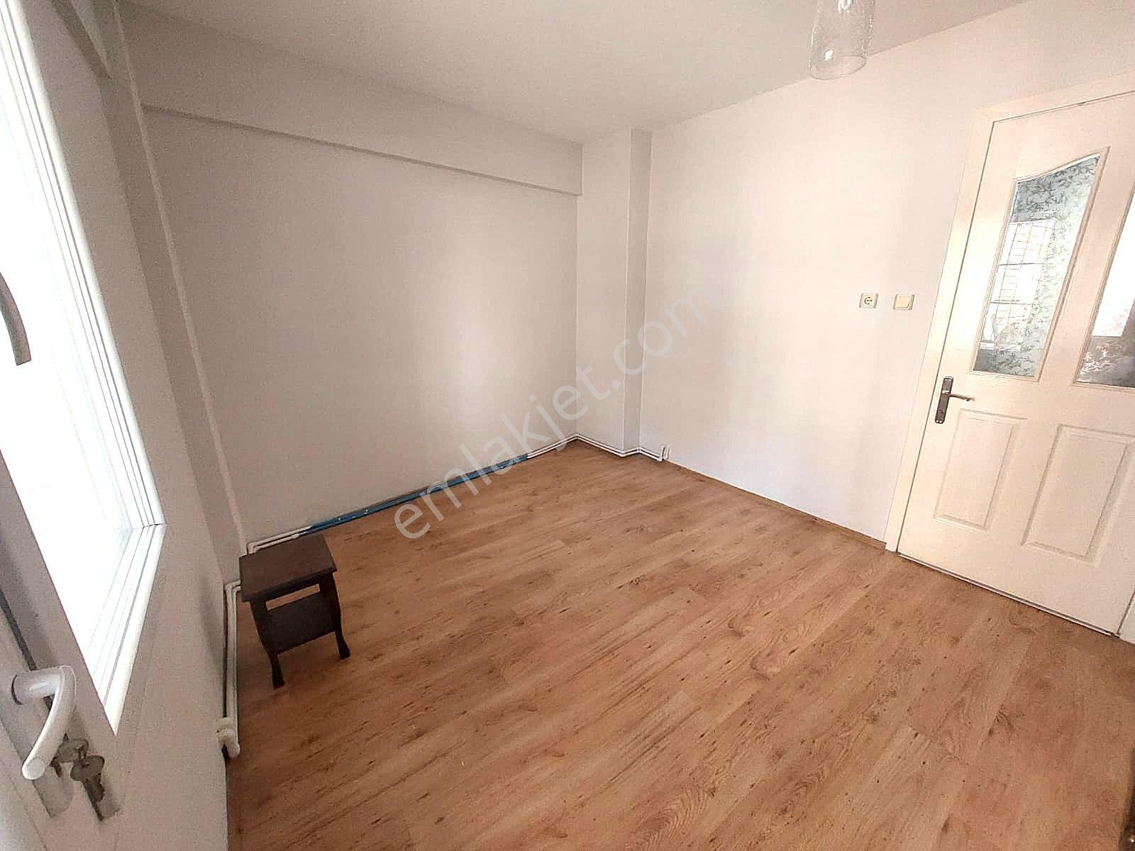 Kuşadası Adliye Karşısı Ticari/mesken 3+1 Kiralık Daire - Görsel 15
