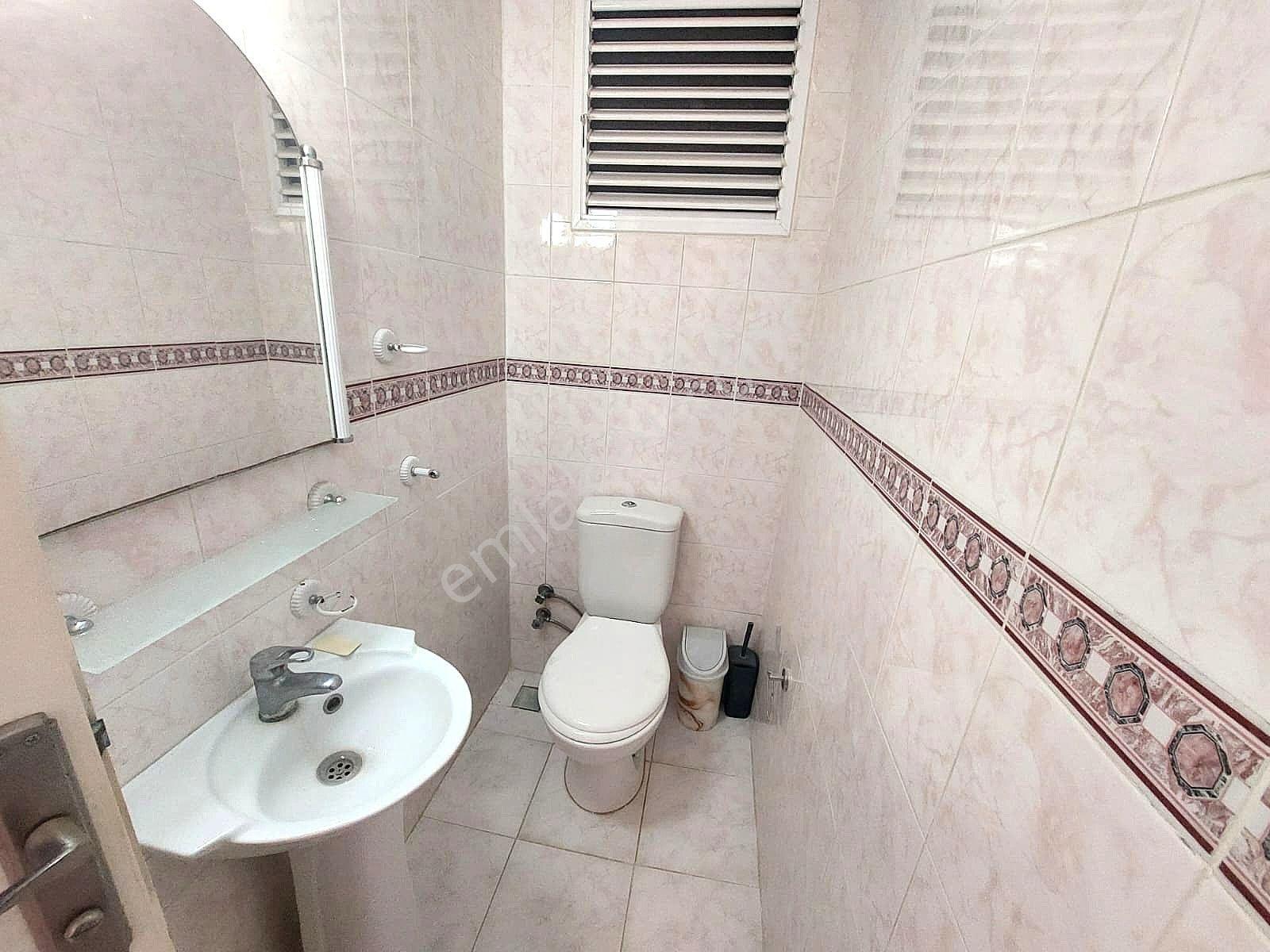 Kuşadası Adliye Karşısı Ticari/mesken 3+1 Kiralık Daire - Görsel 17