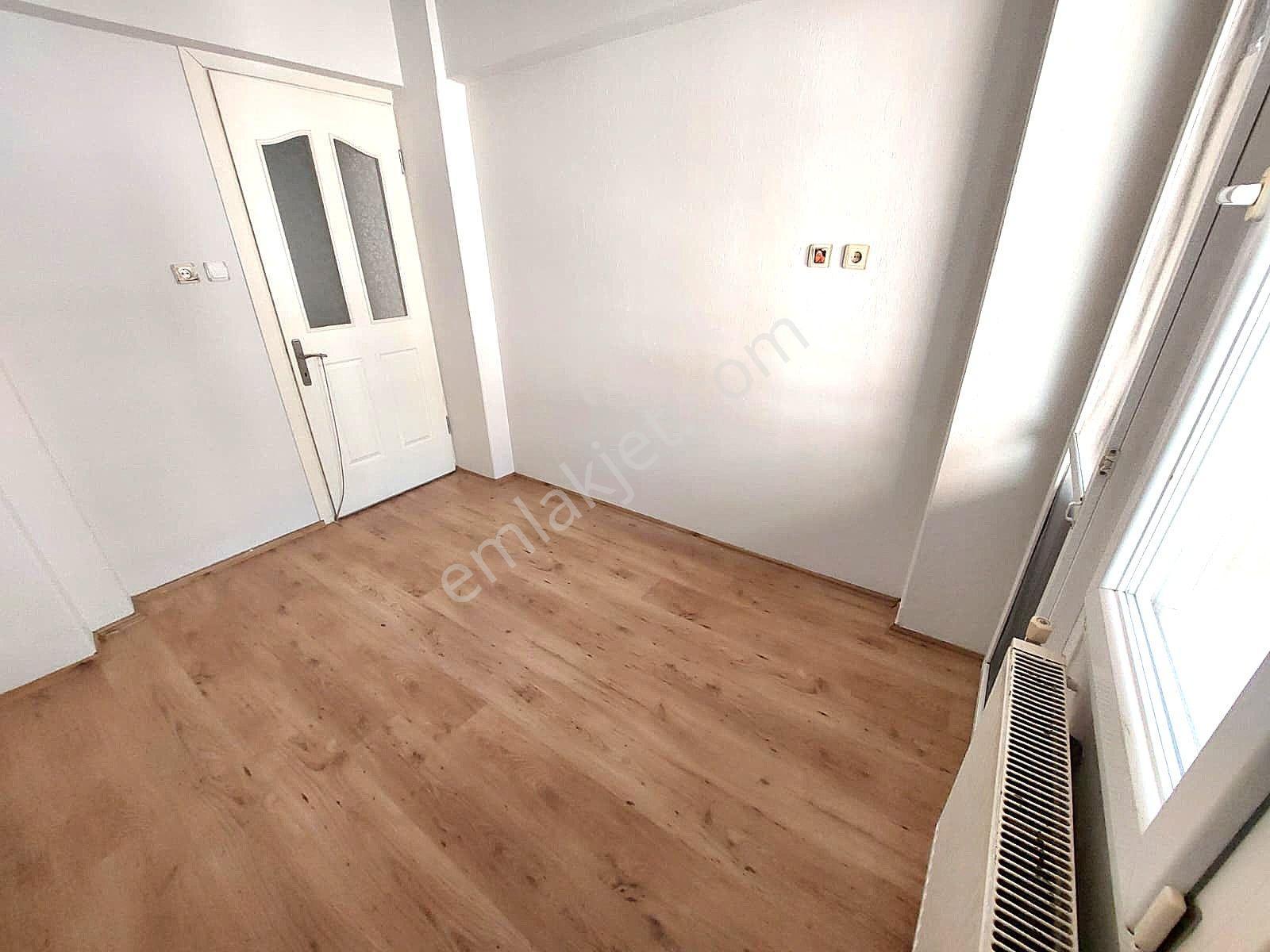 Kuşadası Adliye Karşısı Ticari/mesken 3+1 Kiralık Daire - Görsel 10