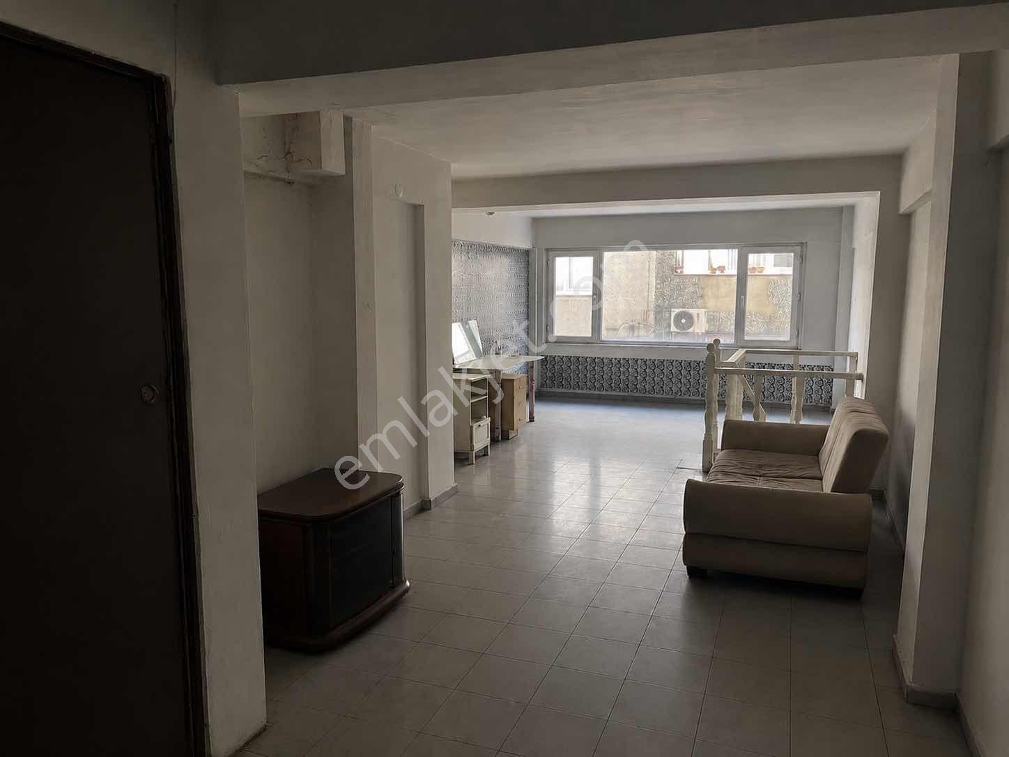 Bakırköy Merkezde Kiralık 3 Katlı İş Yeri - Görsel 7