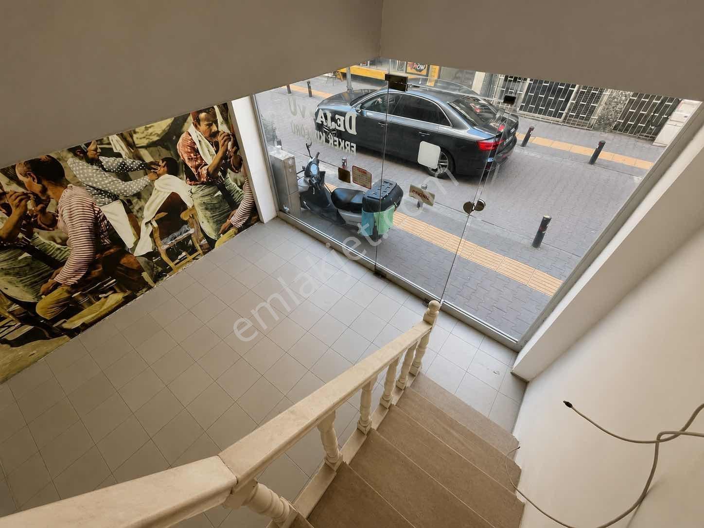 Bakırköy Merkezde Kiralık 3 Katlı İş Yeri - Görsel 15