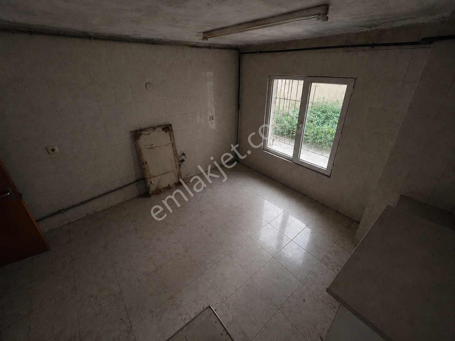 Bakırköy Merkezde Kiralık 3 Katlı İş Yeri - Görsel 3
