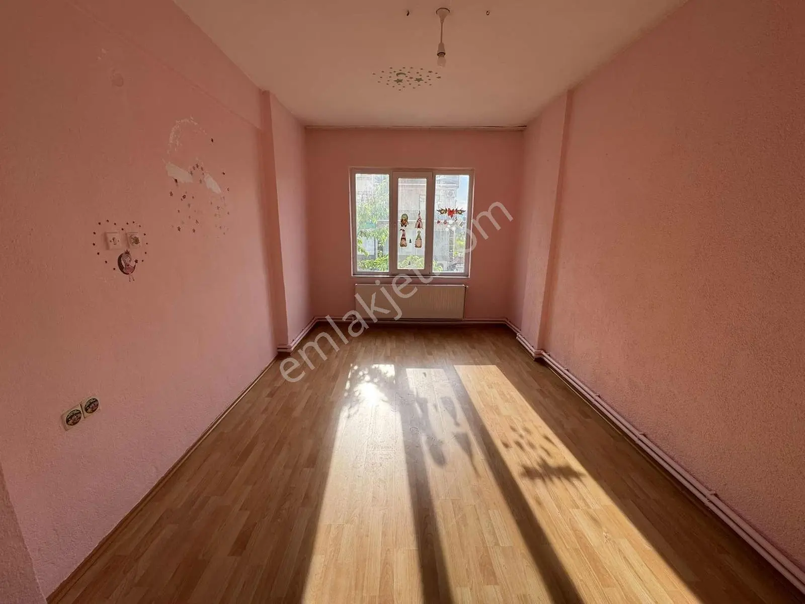 Biga Cumhuriyet Mh. Çan Cd.si Üzeri Kiralık 3+1 Daire - Görsel 14