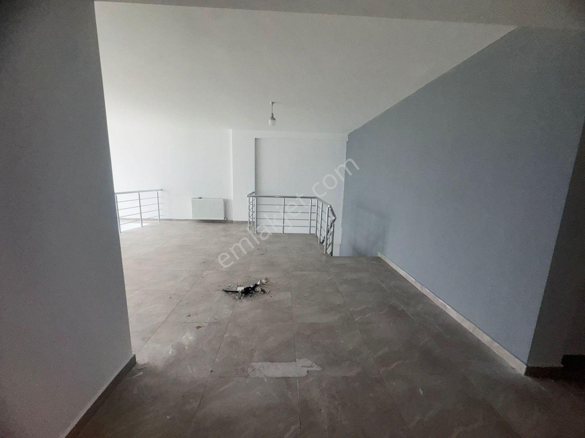 İnanç Emlaktan Giresun Debboy Mevkinde Kiralık Dükkan - Görsel 8
