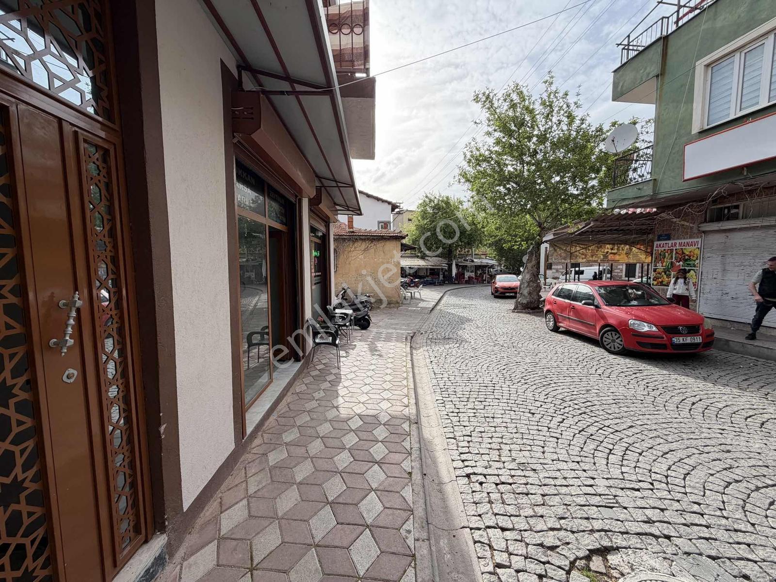 Tahtakale'de Merkez Çarşıda Satılık Dükkan - Görsel 8