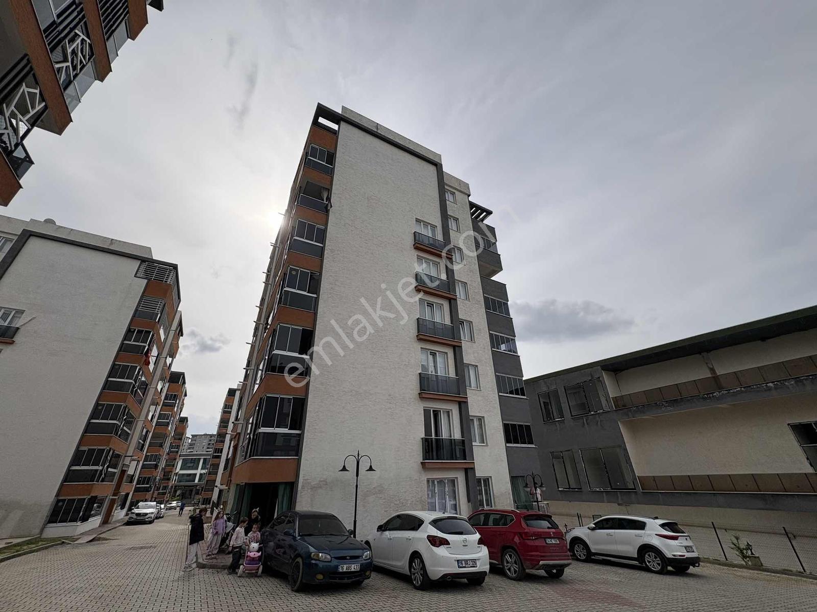 Bursa Nilüfer Kızılcıklı Mh'de Arakat Geniş 2+1 Daire - Görsel 28