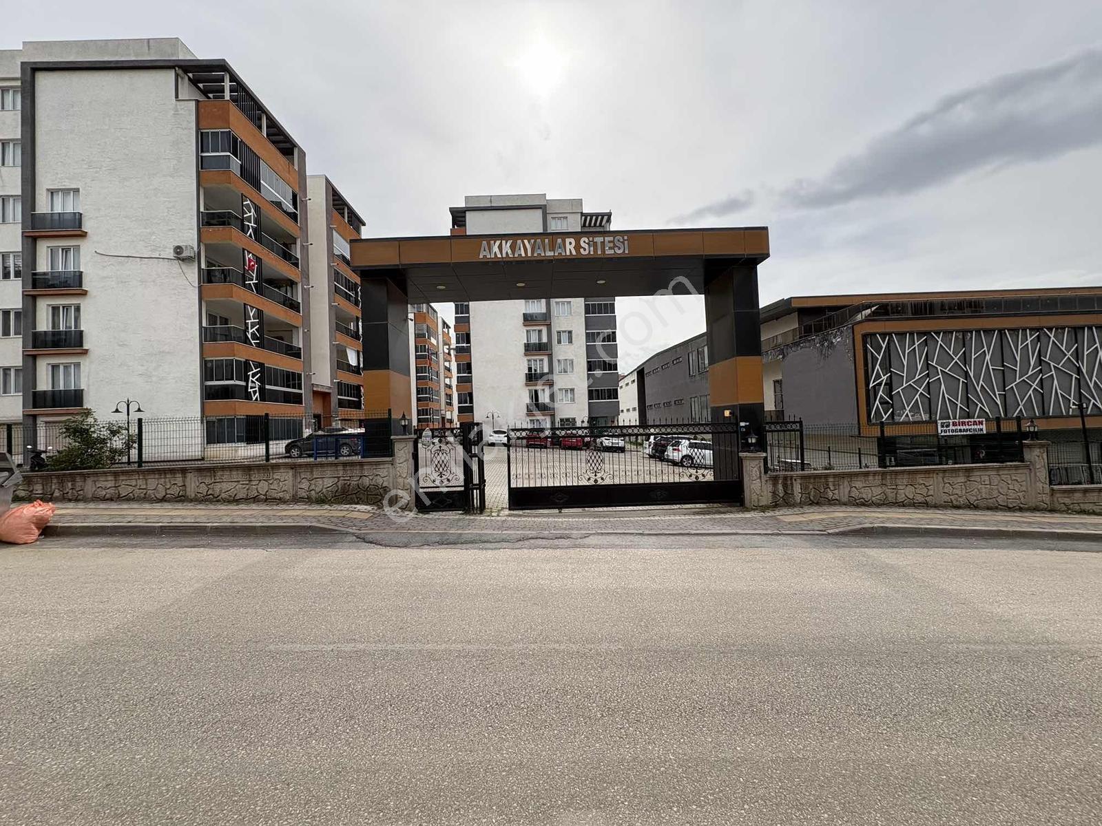 Bursa Nilüfer Kızılcıklı Mh'de Arakat Geniş 2+1 Daire - Görsel 53