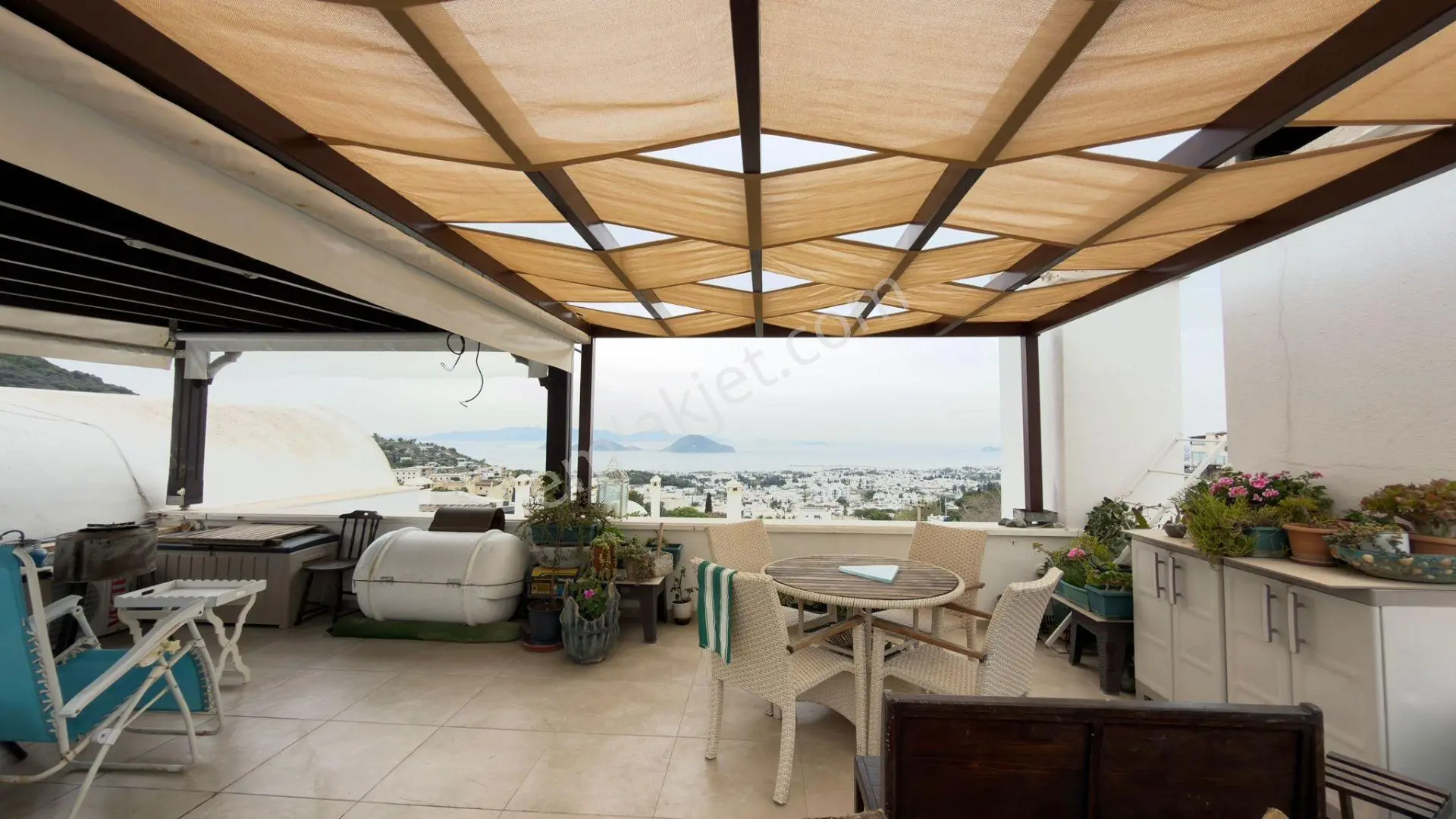 Turgutreis’te Full Deniz Manzaralı, Yenilenmiş Satılık 2+1 Daire - Görsel 4