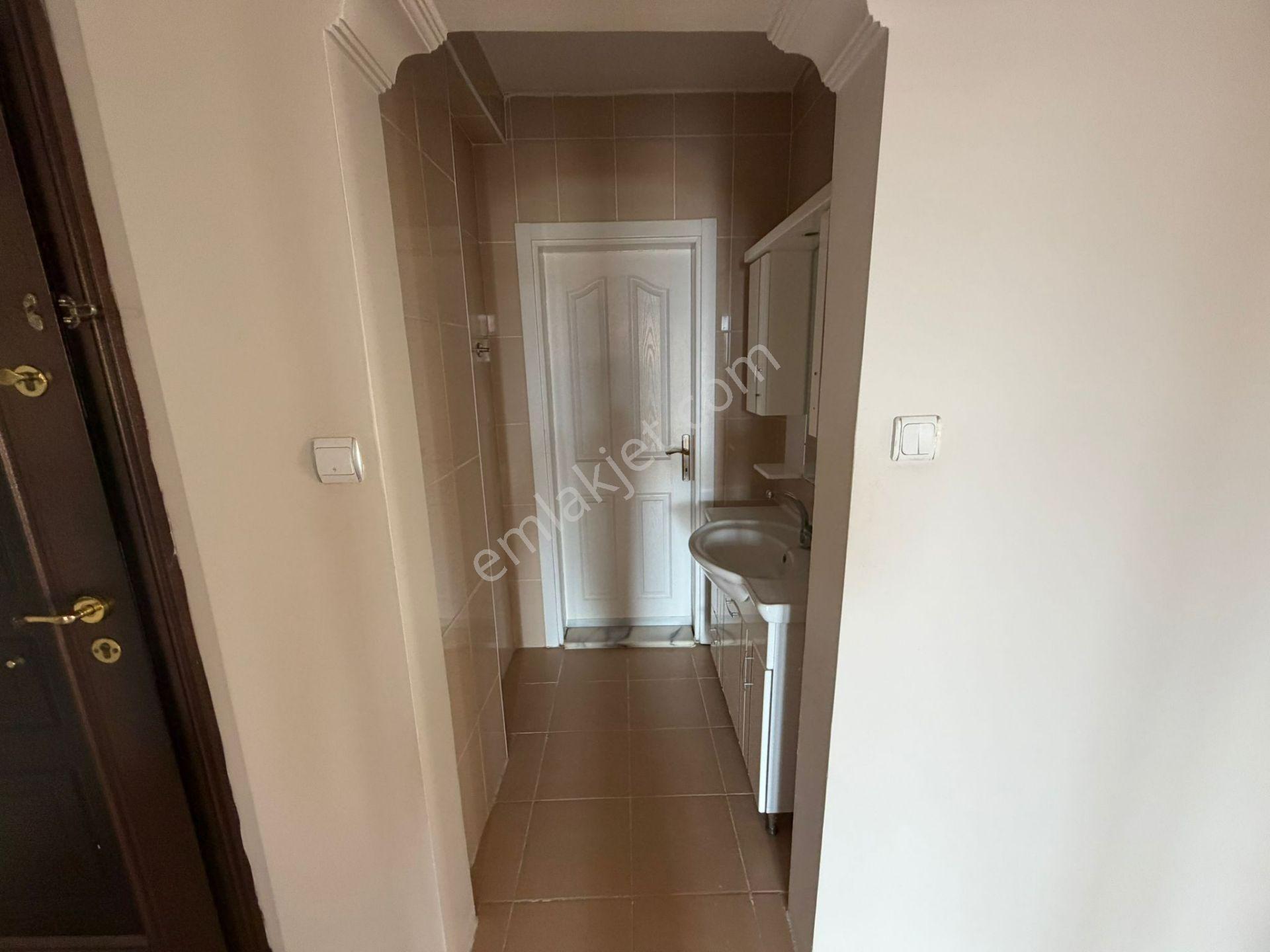 Beyhekim Mahallesi Şafak Cad. Ara Kat 3+1 Geniş Satılık Daire - Görsel 16