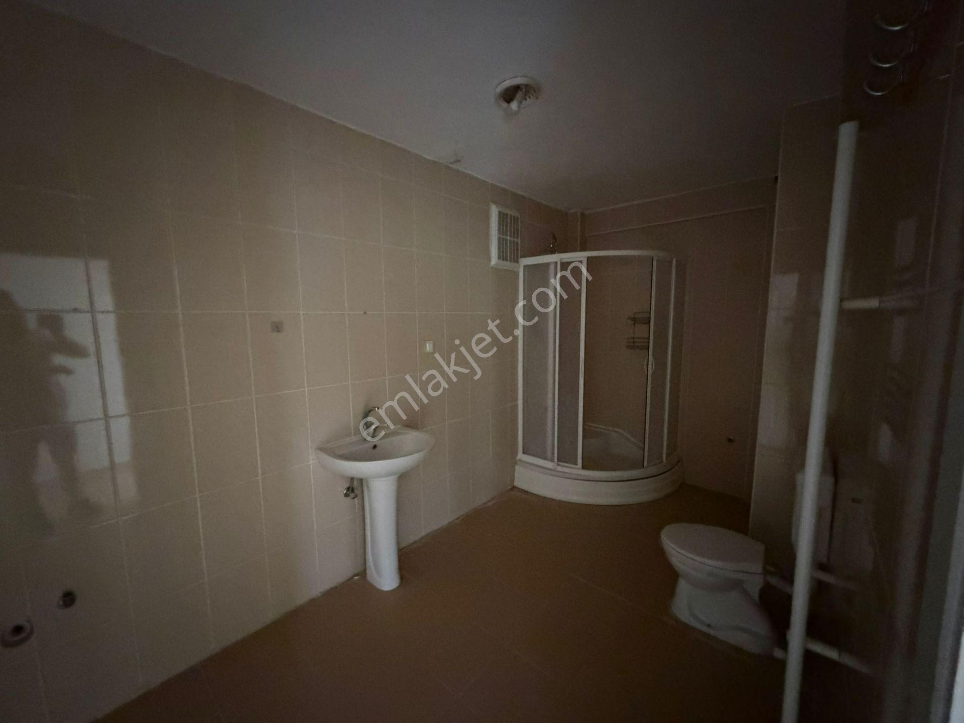 Beyhekim Mahallesi Şafak Cad. Ara Kat 3+1 Geniş Satılık Daire - Görsel 14