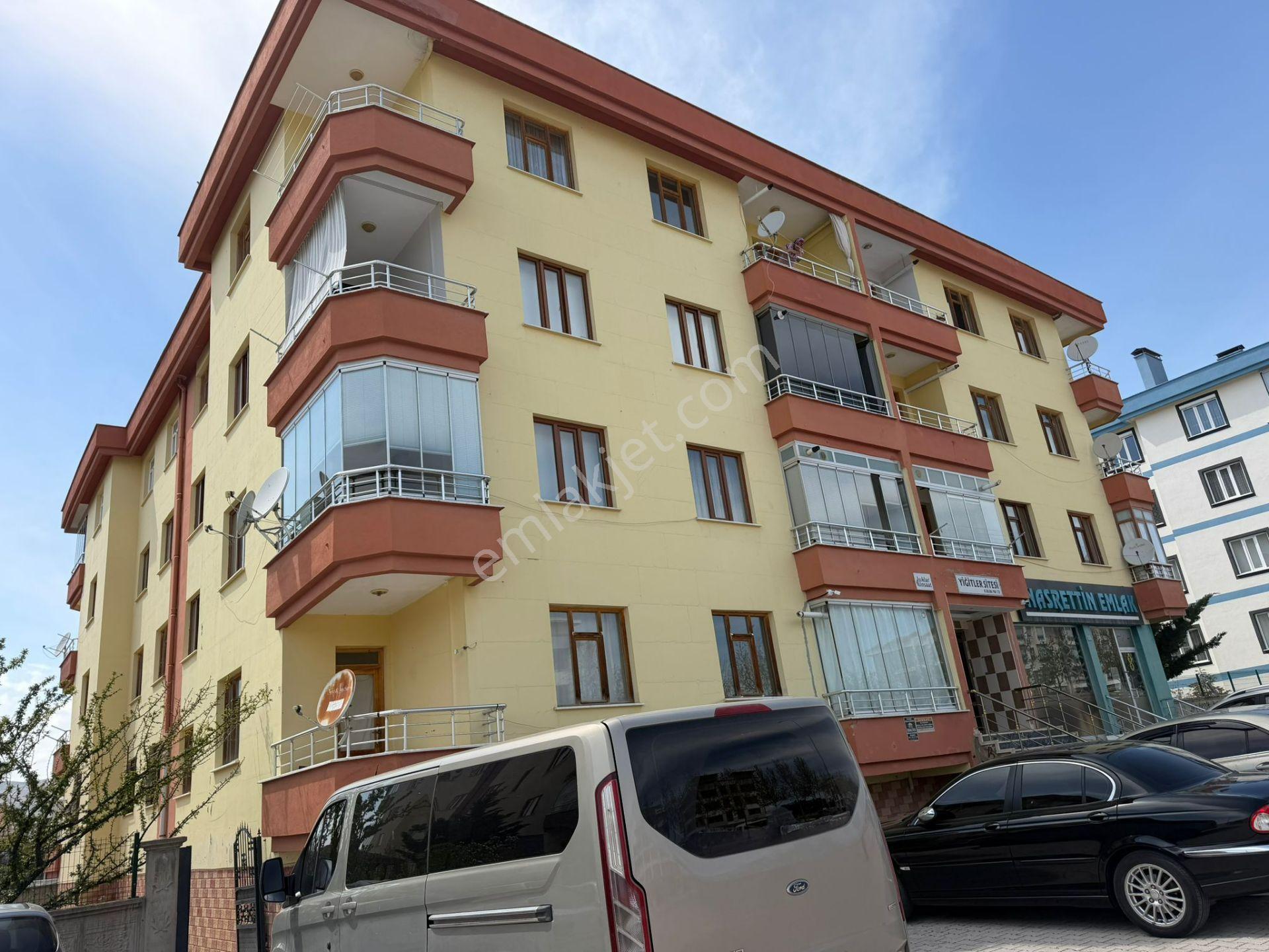Beyhekim Mahallesi Şafak Cad. Ara Kat 3+1 Geniş Satılık Daire - Görsel 18
