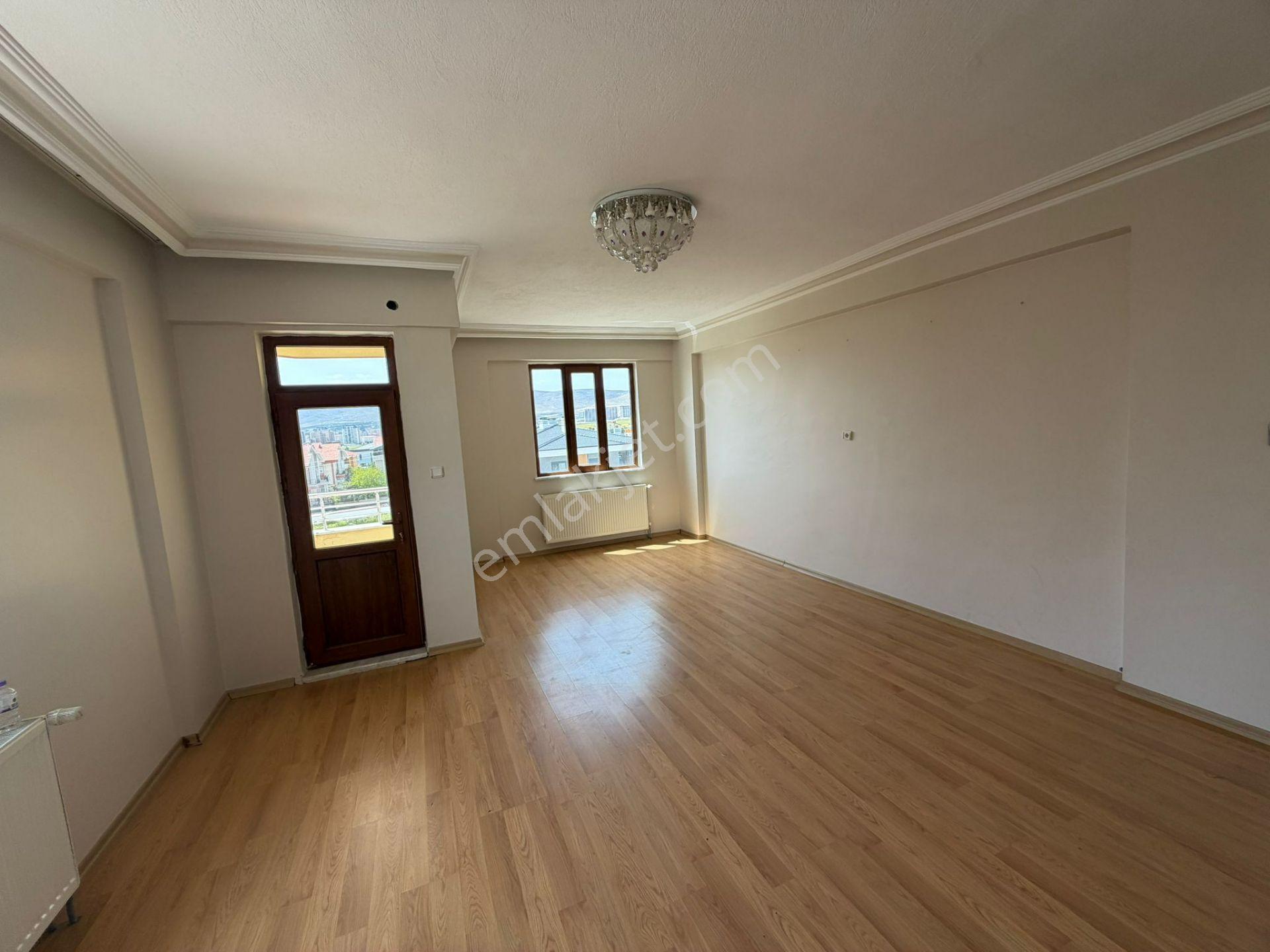 Beyhekim Mahallesi Şafak Cad. Ara Kat 3+1 Geniş Satılık Daire - Görsel 10