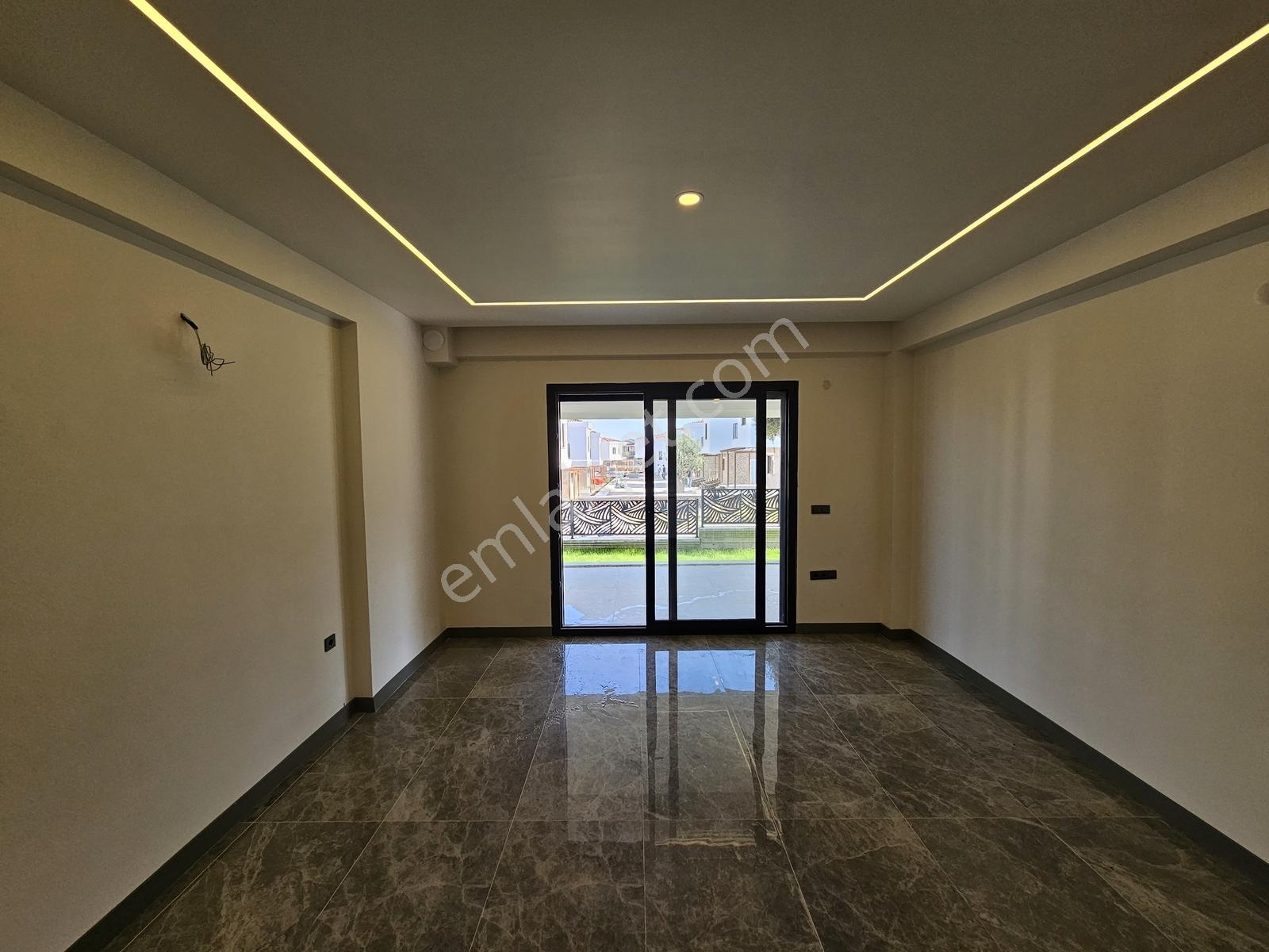 Onmax İntalantda 3+1 Müstakil Satılık Lüks Villa - Görsel 14