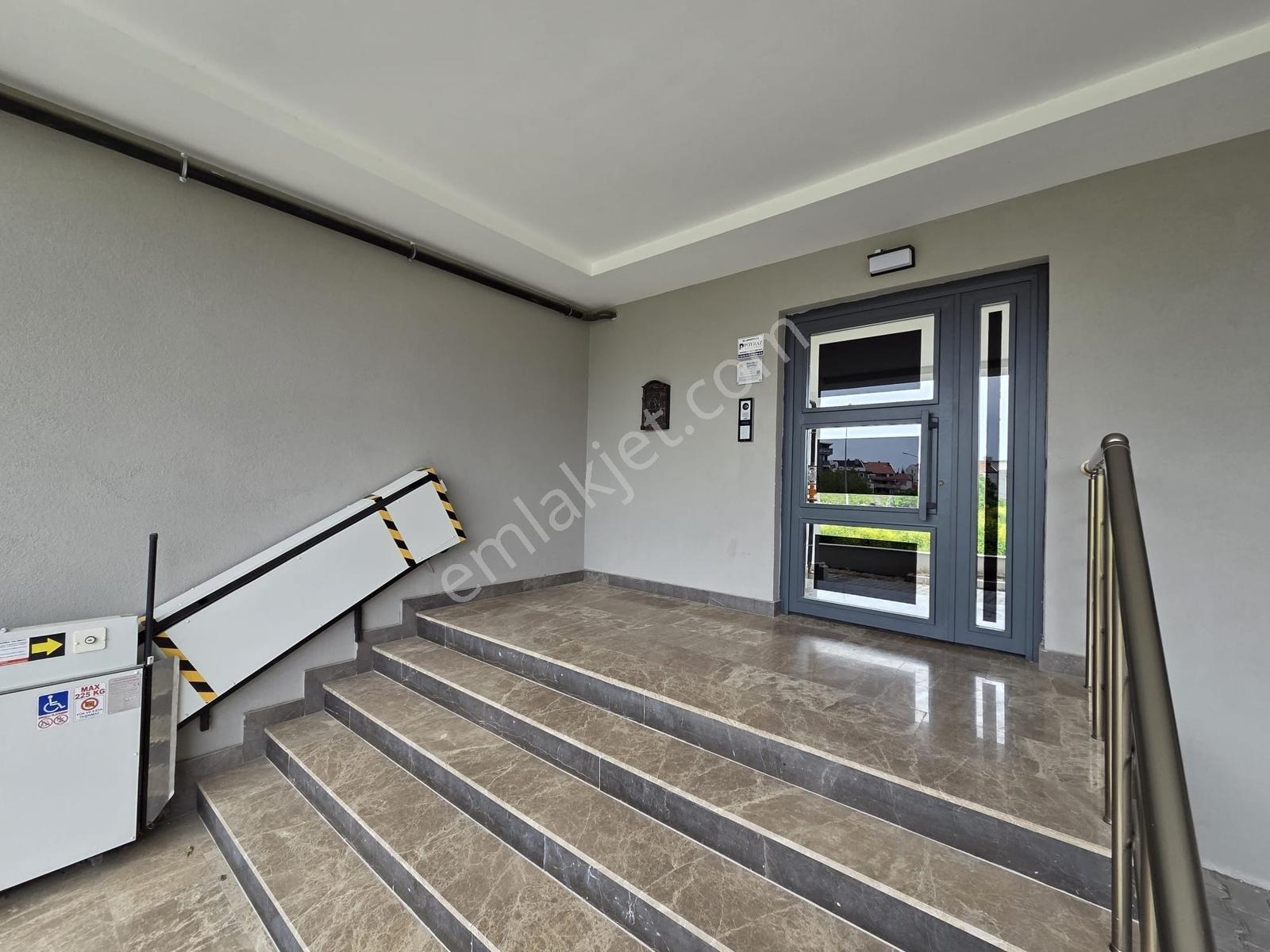 Mir'den Gop'da Fahri Kiraz Arkası Sıfır 1+1 Kiralık Eşyalı Daire - Görsel 33