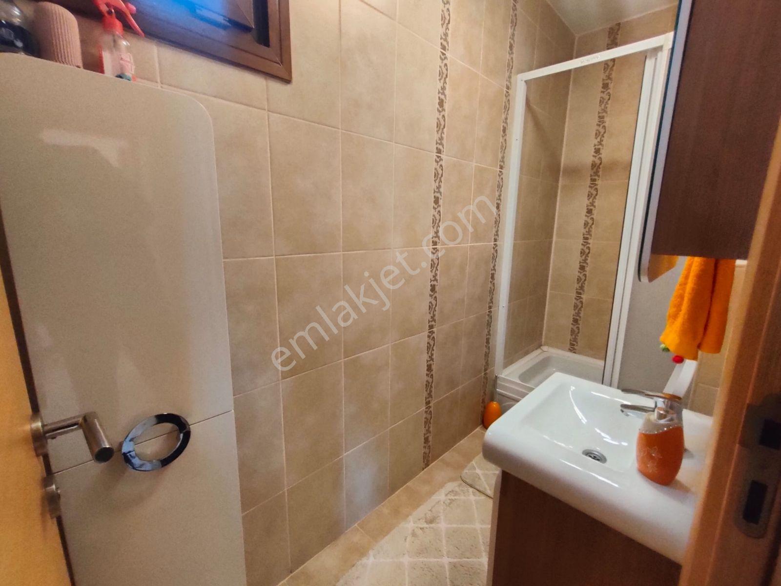 Kartallar'dan Full Eşyalı Masrafsız Bahçeli Fırsat Yazlık Villa. - Görsel 24