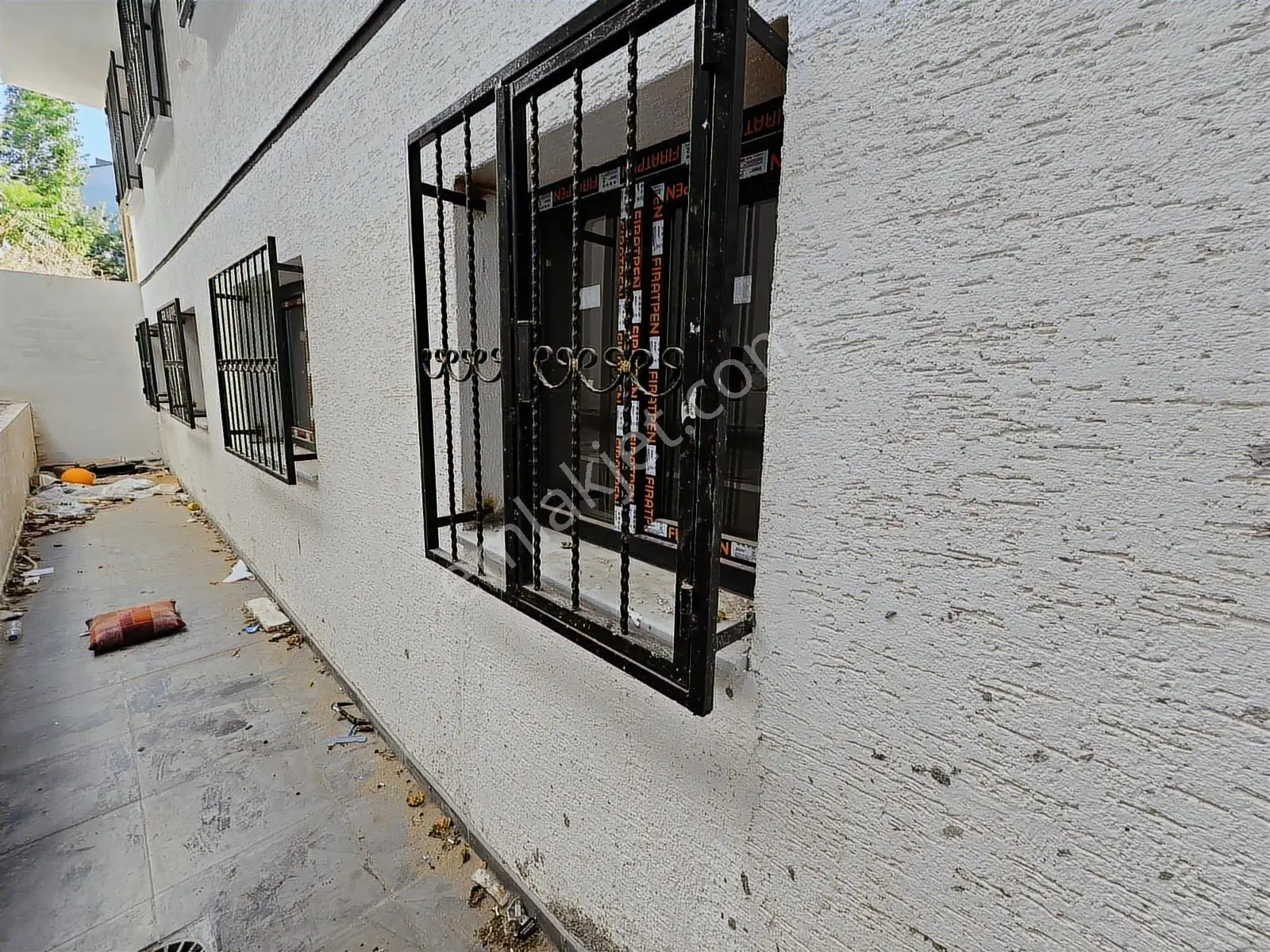Mimar Yapıdan Altınşehirde Satılık 2+1 Lüx Bahçe Kat