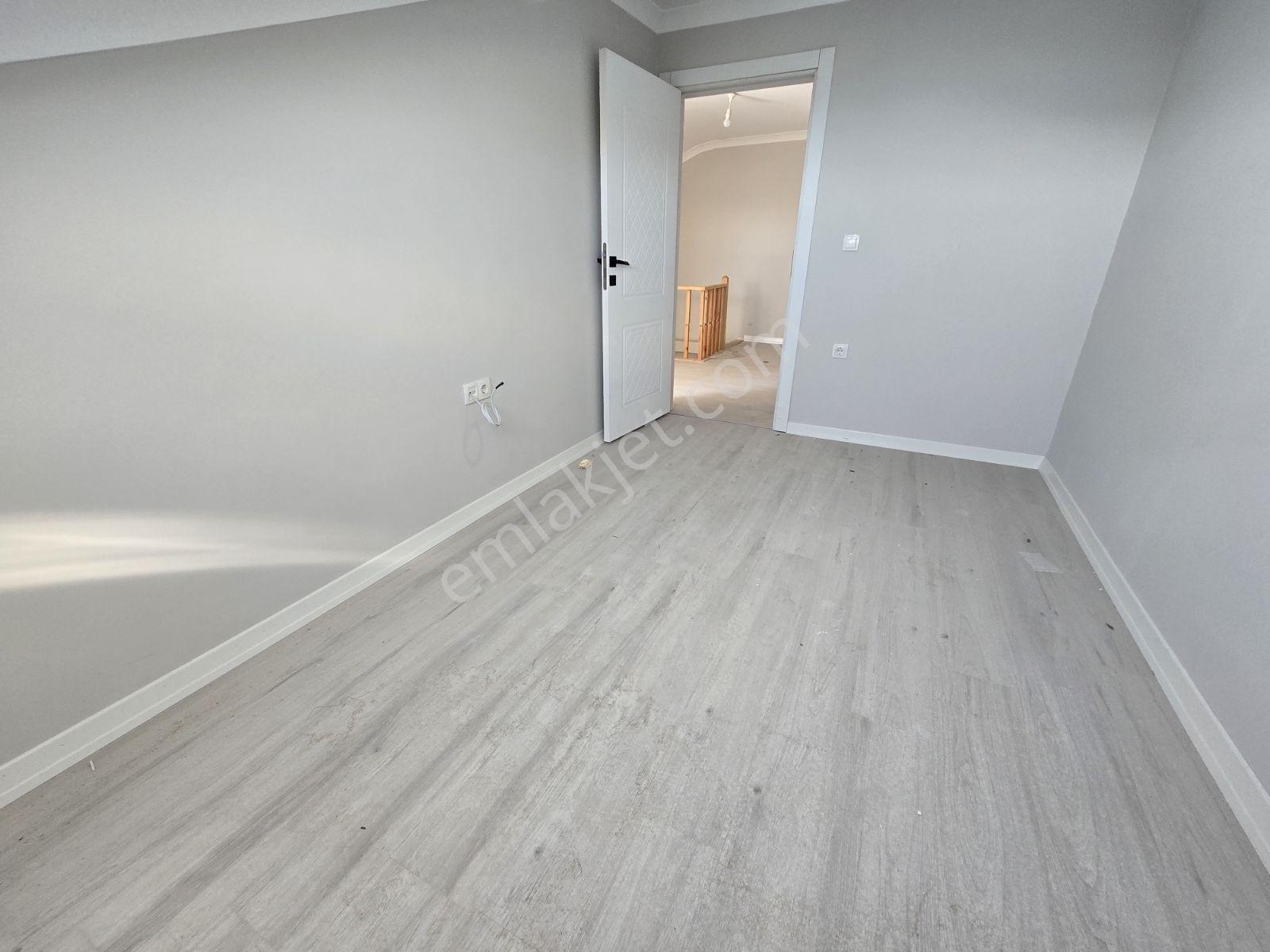 Mimar Yapıdan Satılık Göl Manzaralı 3+2 Dubleks Daire - Görsel 28