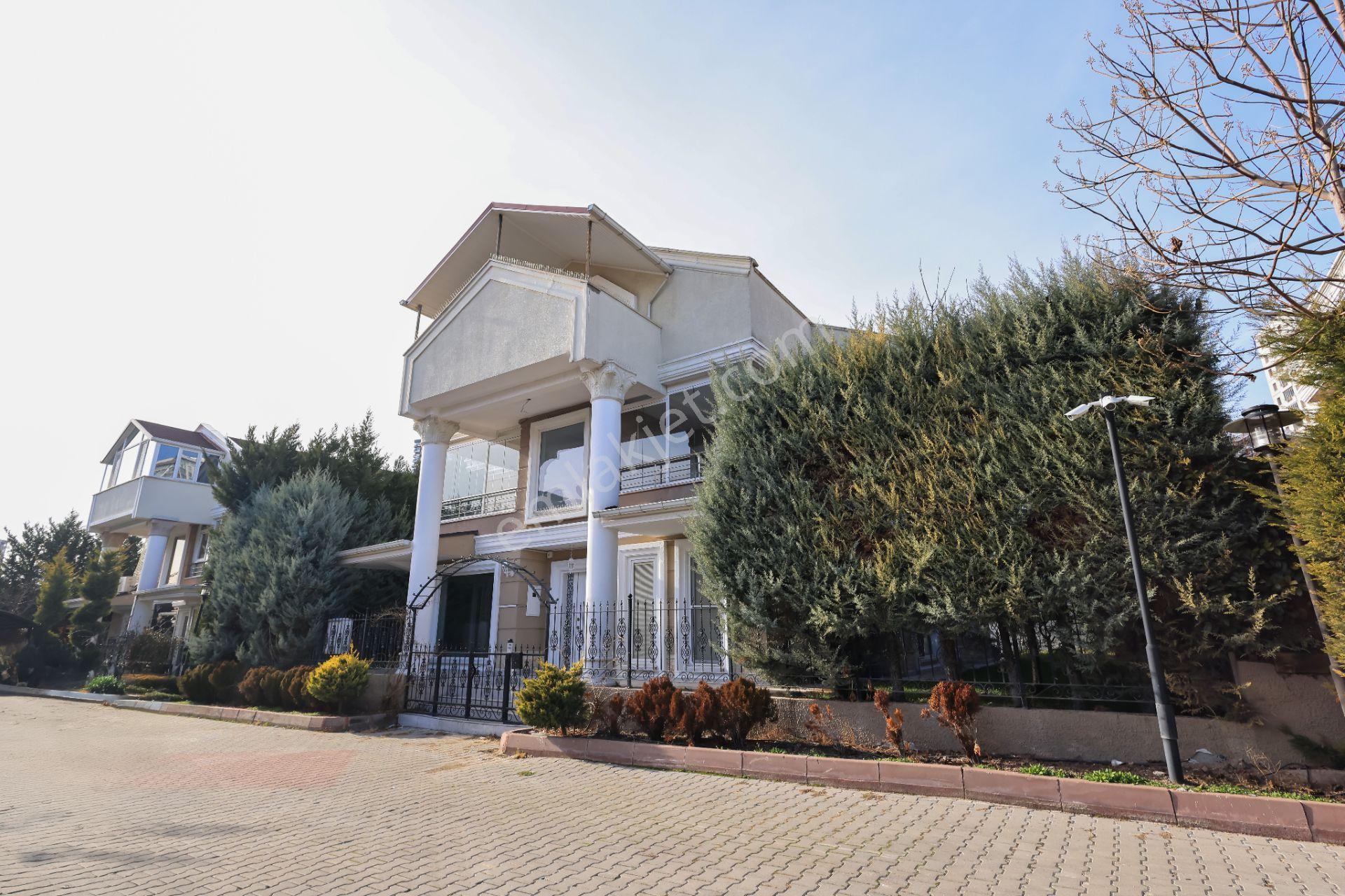 Çayyolu Kartal Konakları Satılık Havuzlu Lüks Villa - Görsel 3