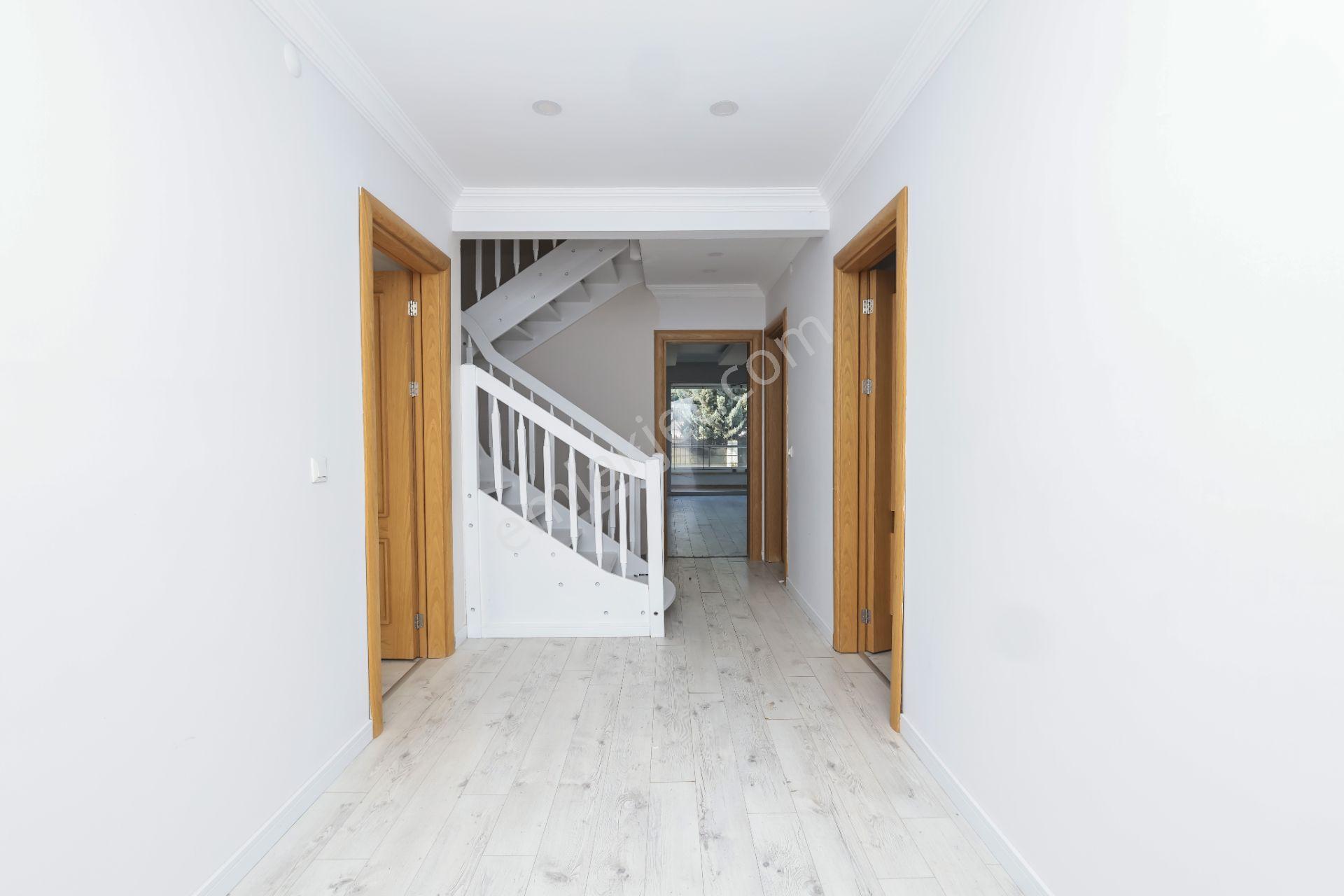 Çayyolu Kartal Konakları Satılık Havuzlu Lüks Villa - Görsel 15