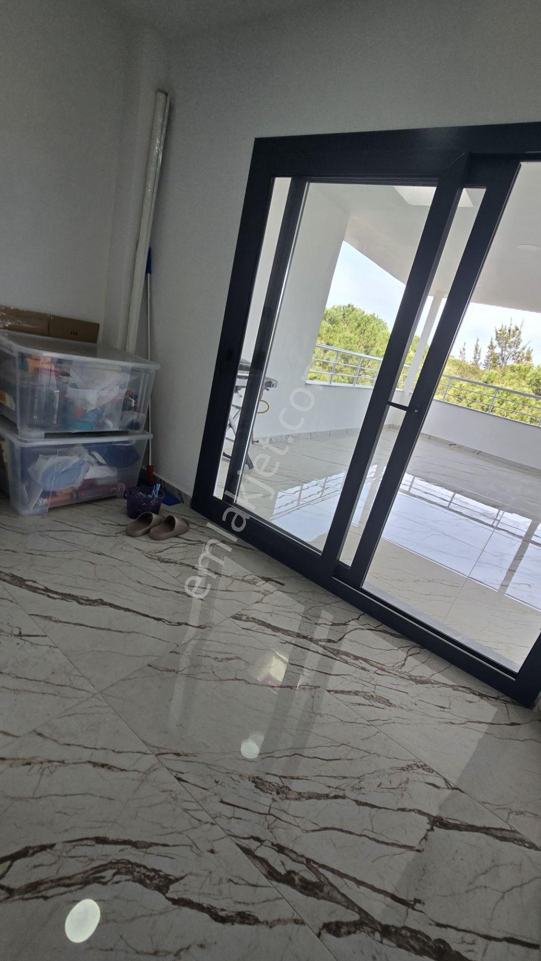 Denize Yürüme Mesafesinde Tam Müstakil Satılık Villa - Görsel 19