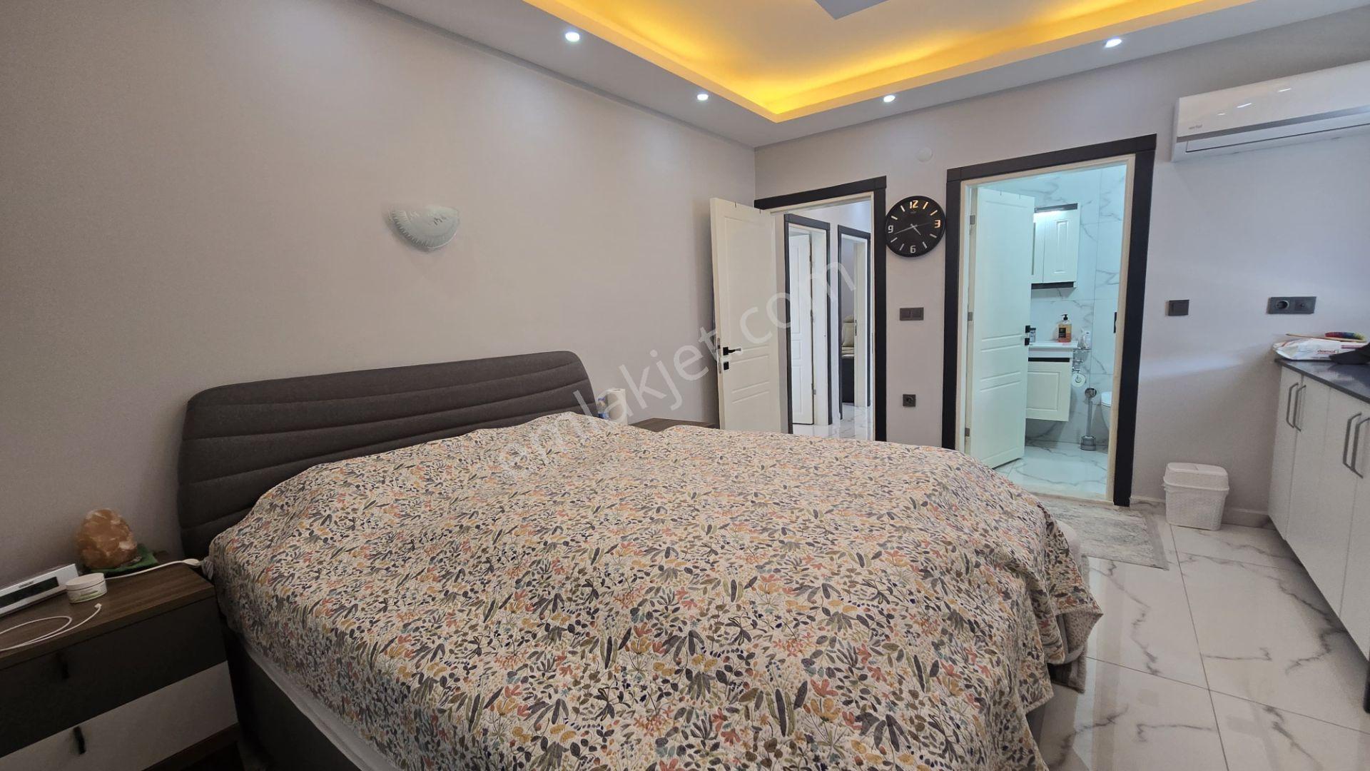 Denize Yürüme Mesafesinde Tam Müstakil Satılık Villa - Görsel 14