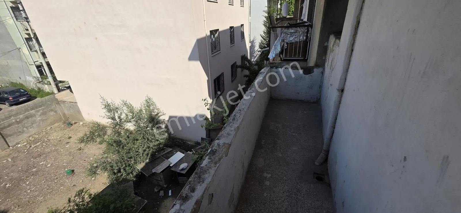 Karşıyaka Yamanlarda 3 Katlı Bina - Görsel 27