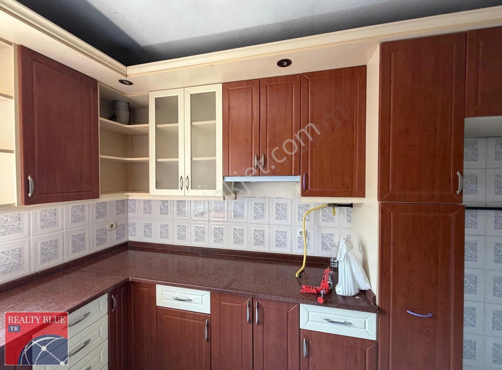 Hamidiye Mahallesinde 2+1 Kiralık Geniş Daire - Görsel 7