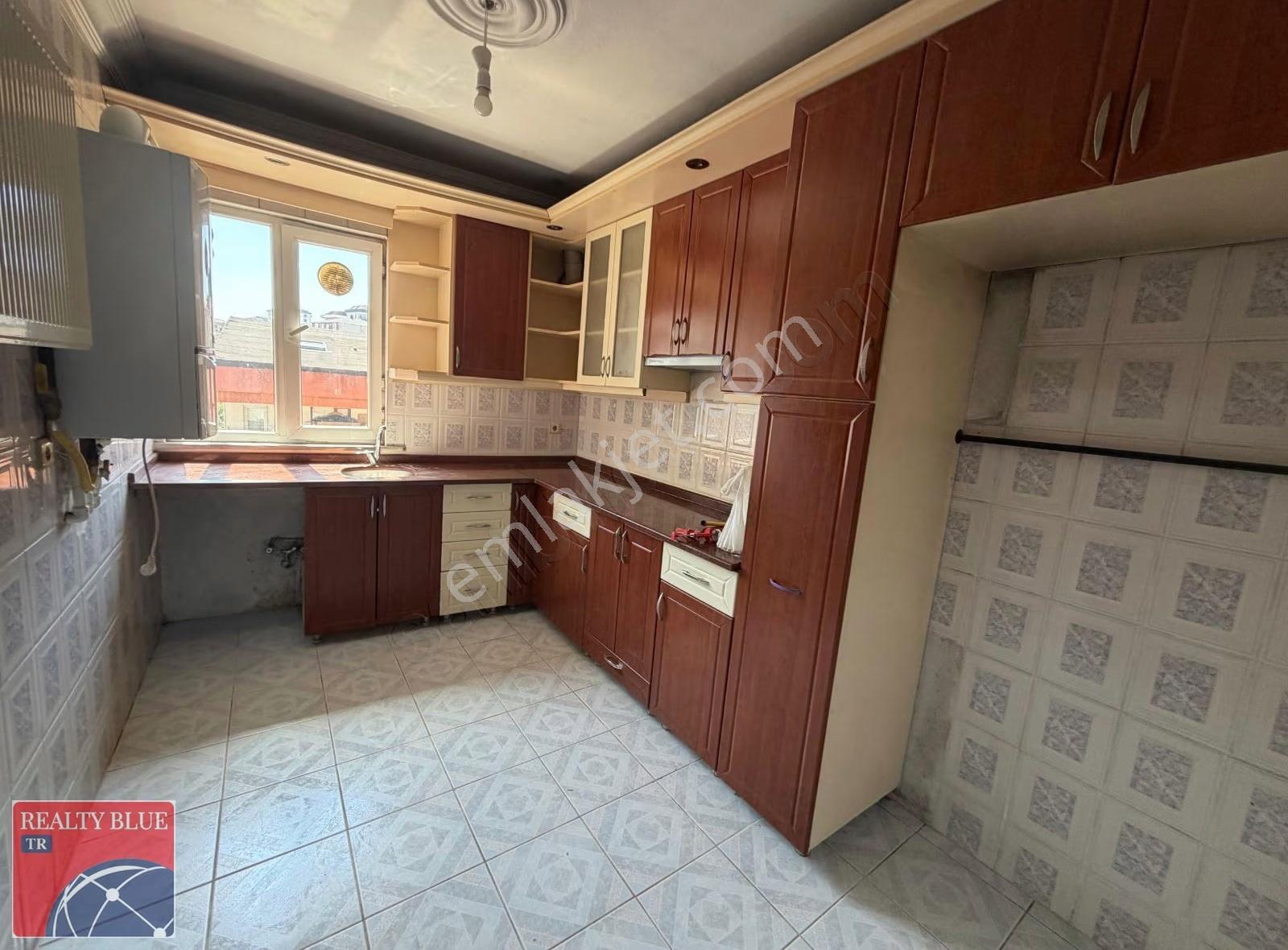 Hamidiye Mahallesinde 2+1 Kiralık Geniş Daire
