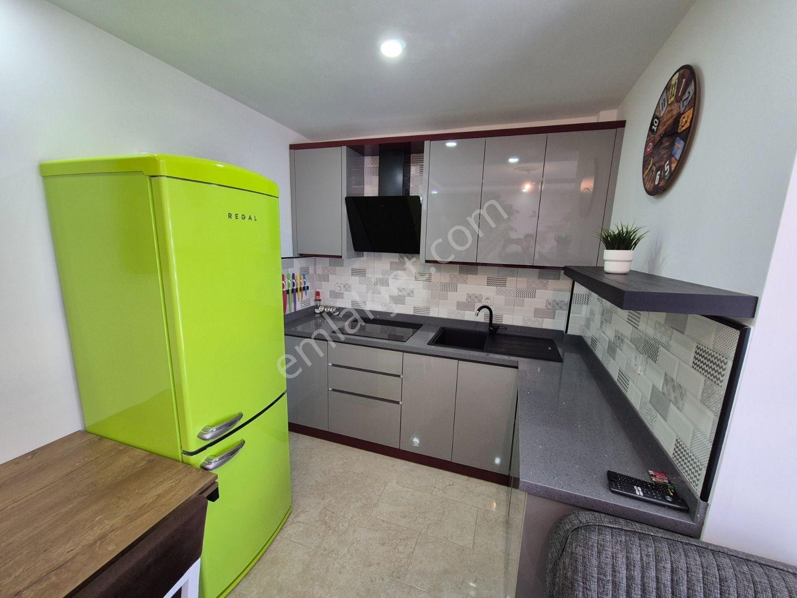 Kuşadası Değirmendere Mah. Full Eşyalı Şık 1+1 Satılık Daire - Görsel 8