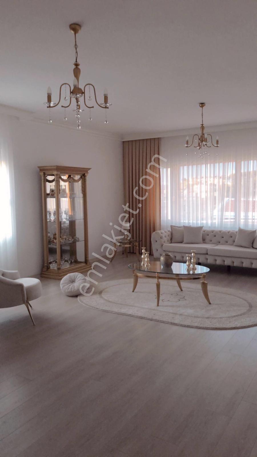 Fırsat Mürsel Satılık Villa - Görsel 14