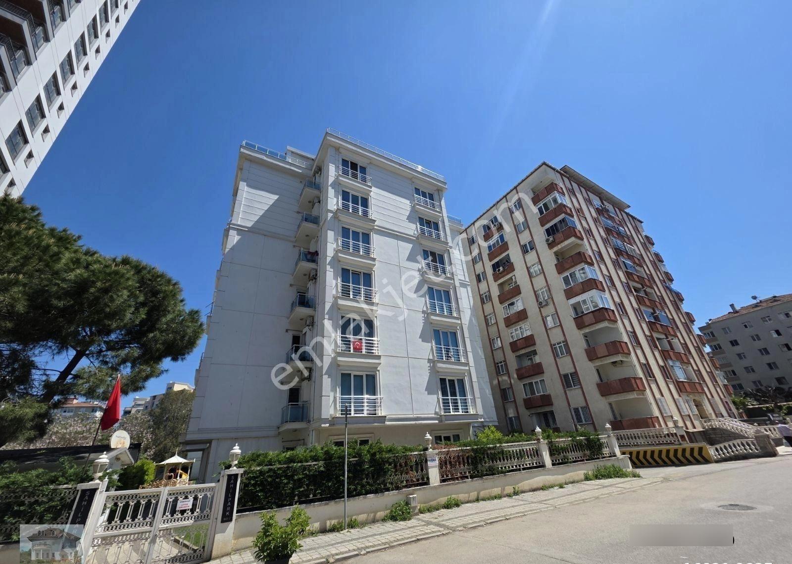 Kordonboyu Sahilde Sahıl Park Sitesinde Kiralik 2+1daire