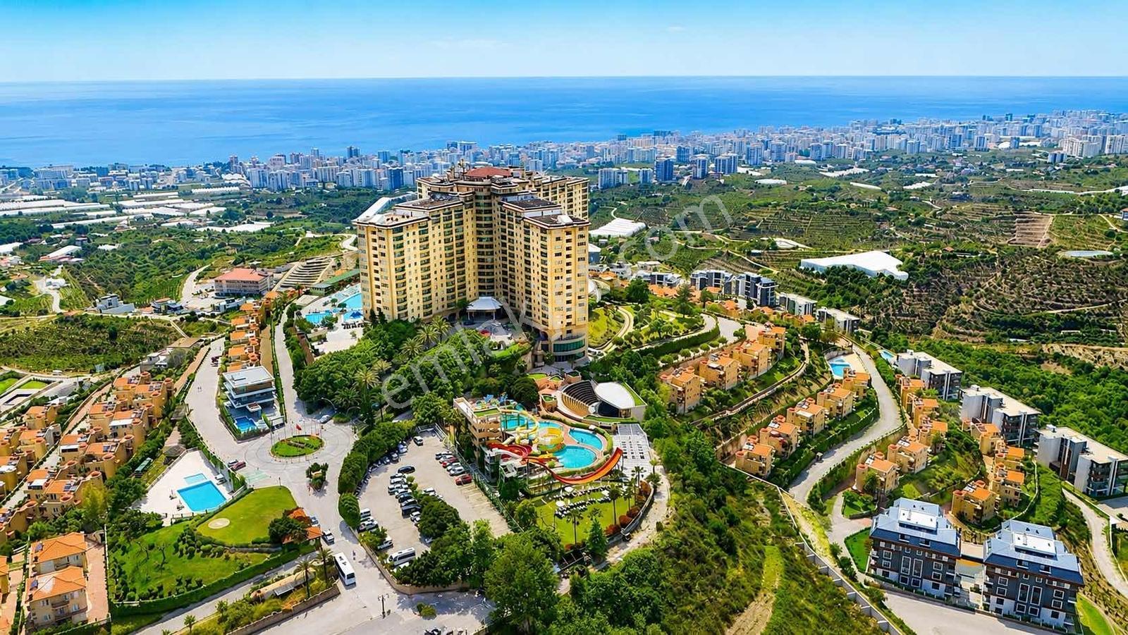 Gold City'de Acil Satılık 3+1 Eşyalı Deniz Kale Manzaralı Daıre - Görsel 16