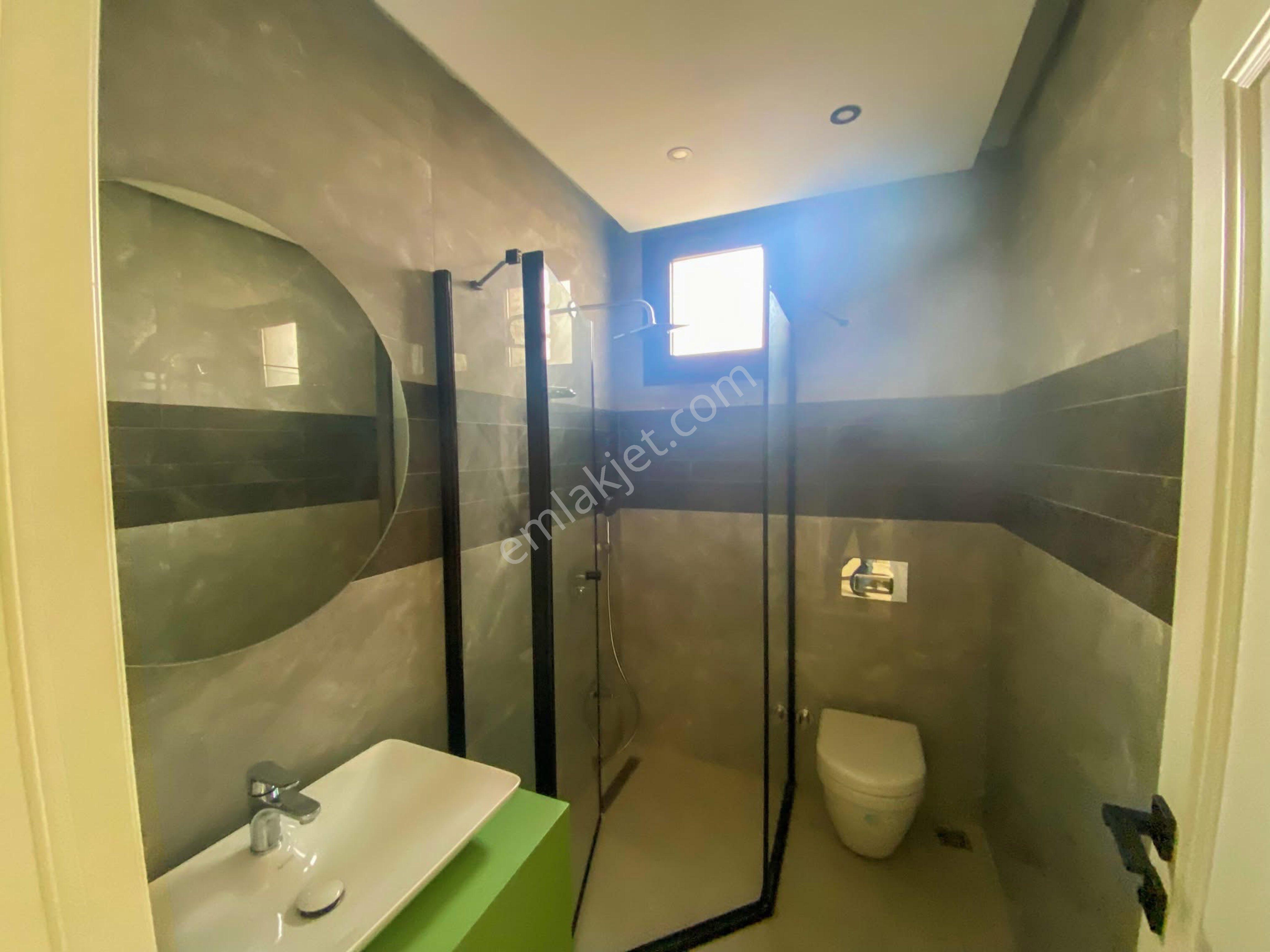Kuşadasında 3+1 Ve 4+1 Sıfır Tek Müstakil Özel Havuzlu Villa - Görsel 24