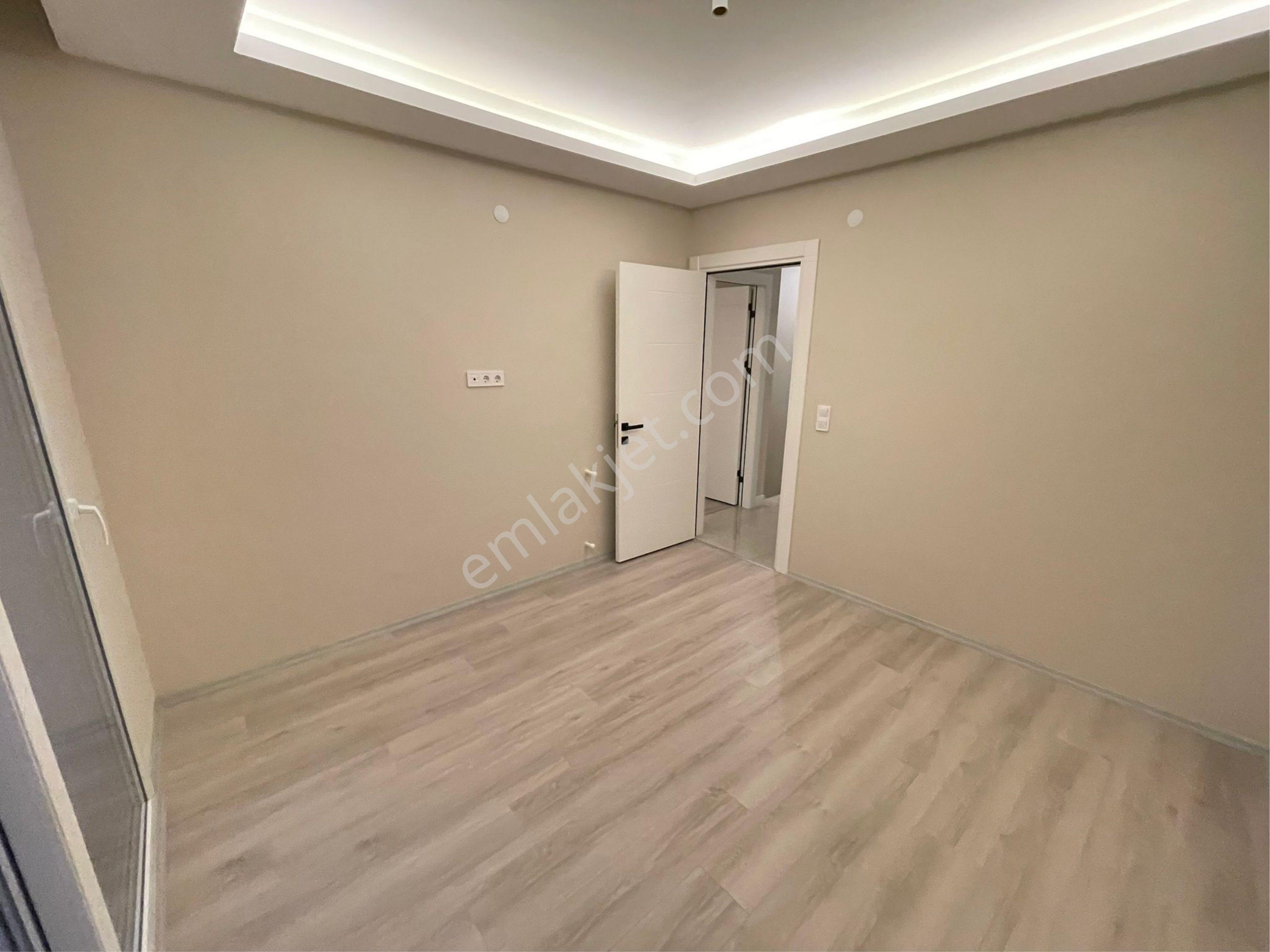 Kuşadası Davutlarda 3+1 Sıfır Açık Kapalı Havuzlu Konseptli Sitede Satılık Villa - Görsel 24