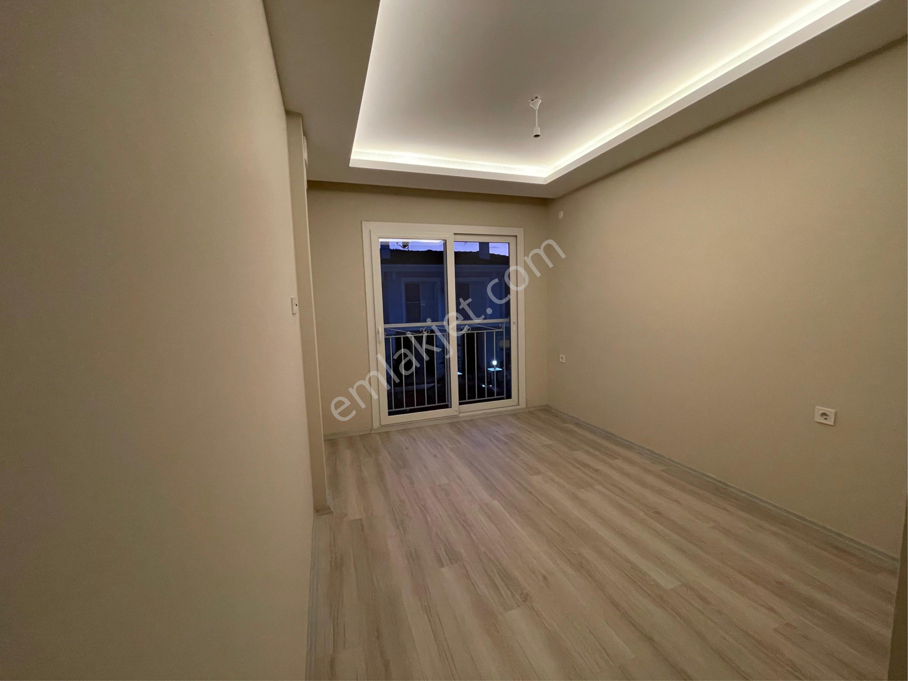 Kuşadası Davutlarda 3+1 Sıfır Açık Kapalı Havuzlu Konseptli Sitede Satılık Villa - Görsel 22
